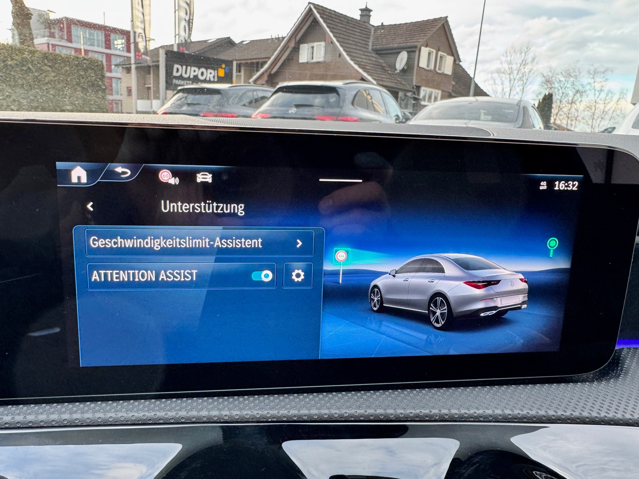 listing desktop thumbnail image 14