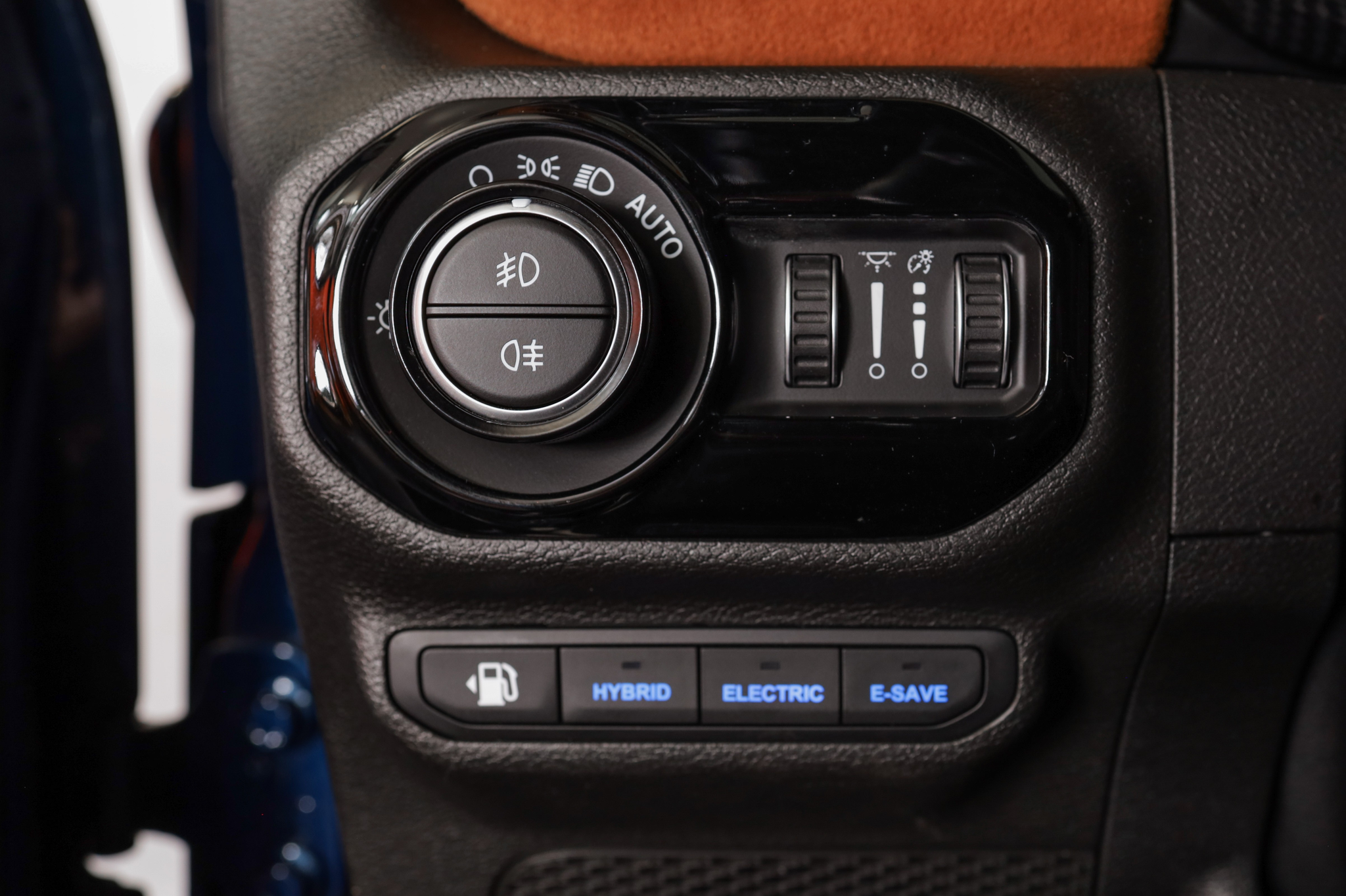 listing desktop thumbnail image 25