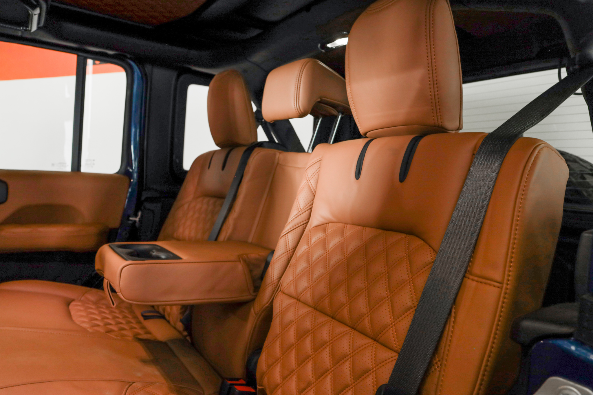 listing desktop thumbnail image 12