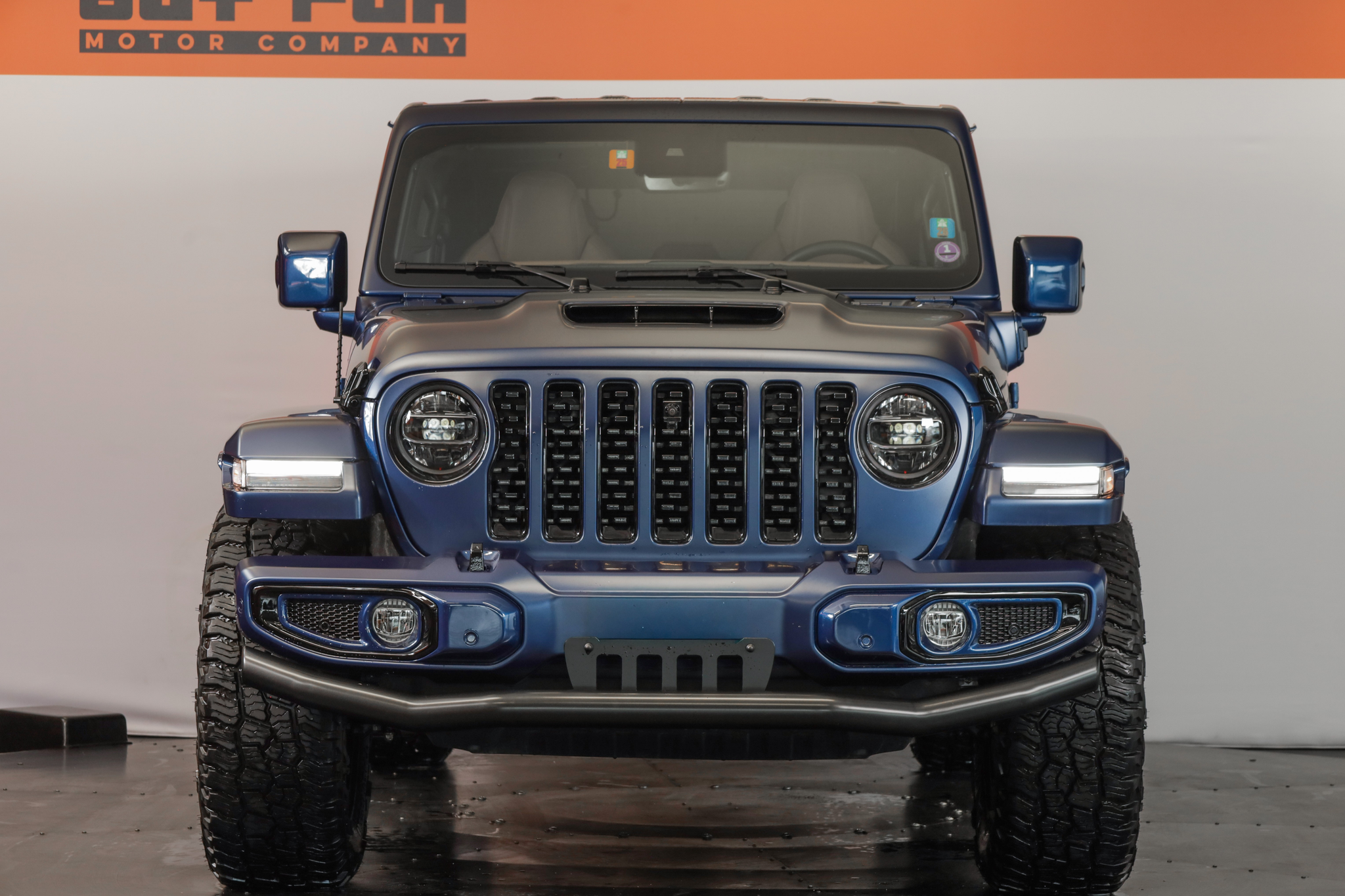 listing desktop thumbnail image 2