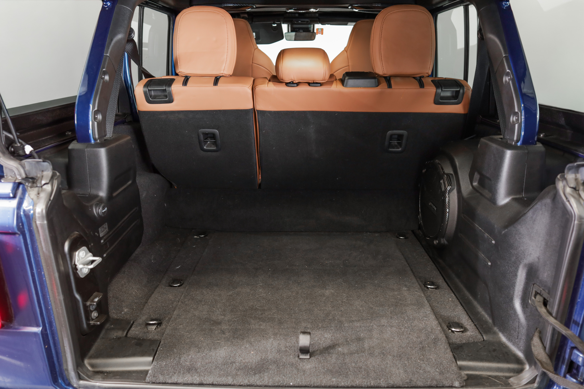 listing desktop thumbnail image 19