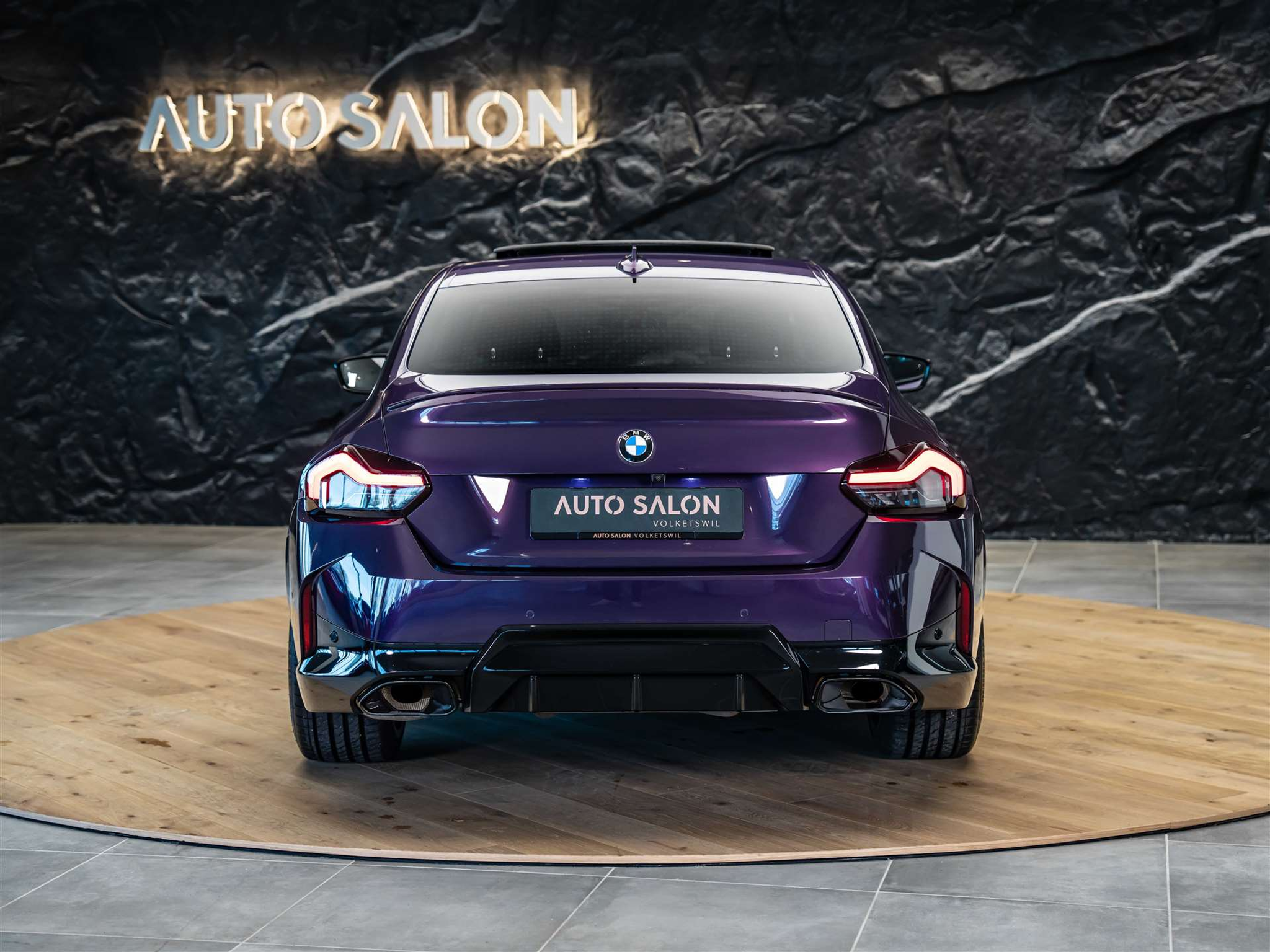 listing desktop thumbnail image 3