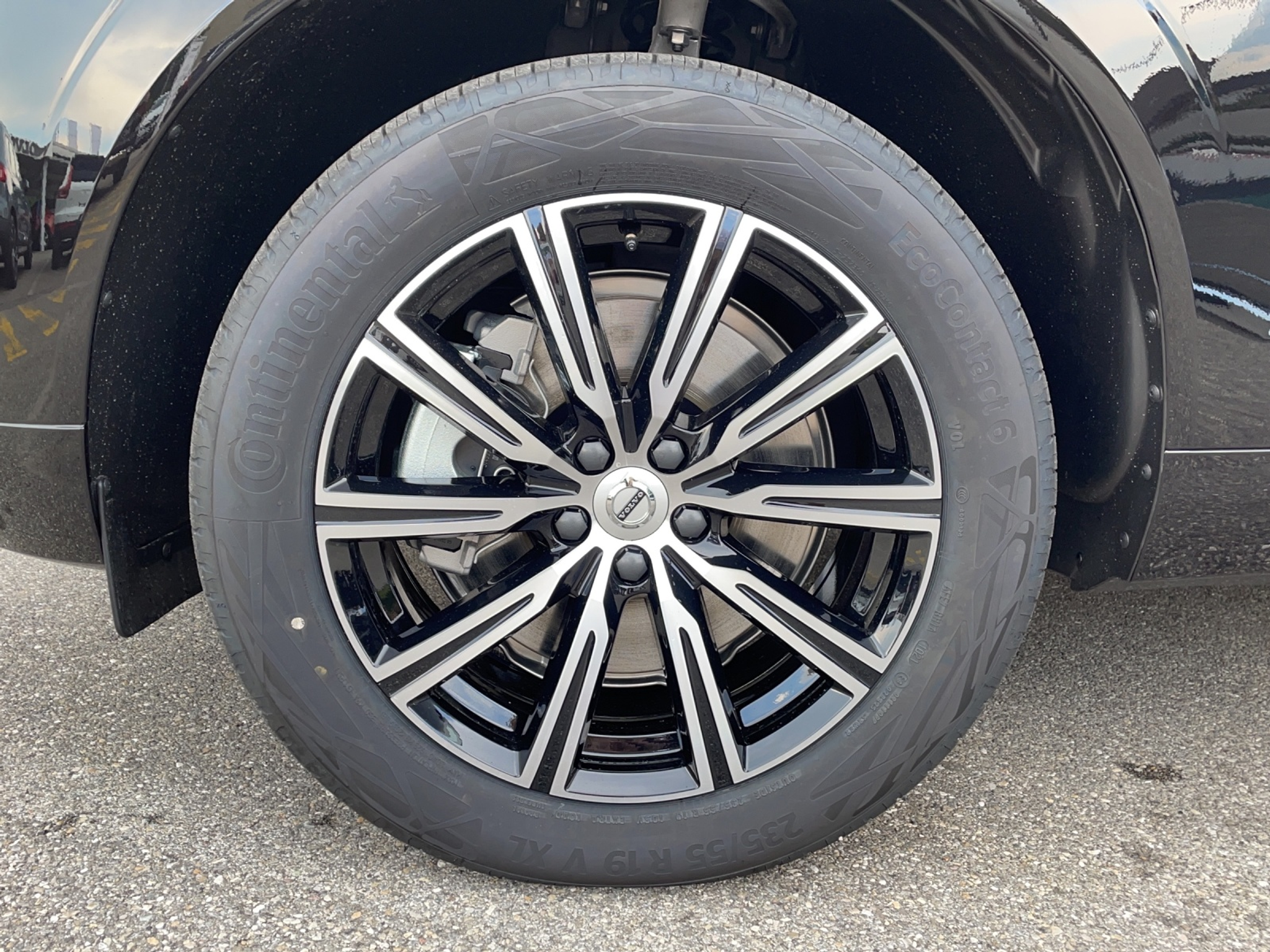 listing desktop thumbnail image 18