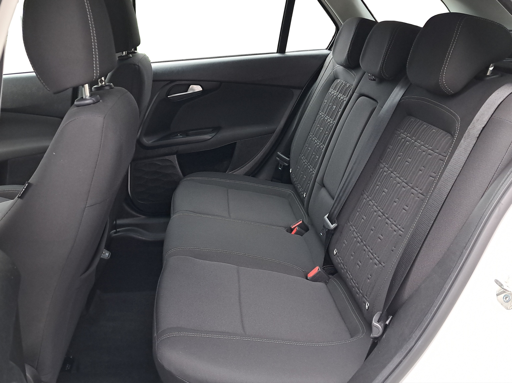 listing desktop thumbnail image 10