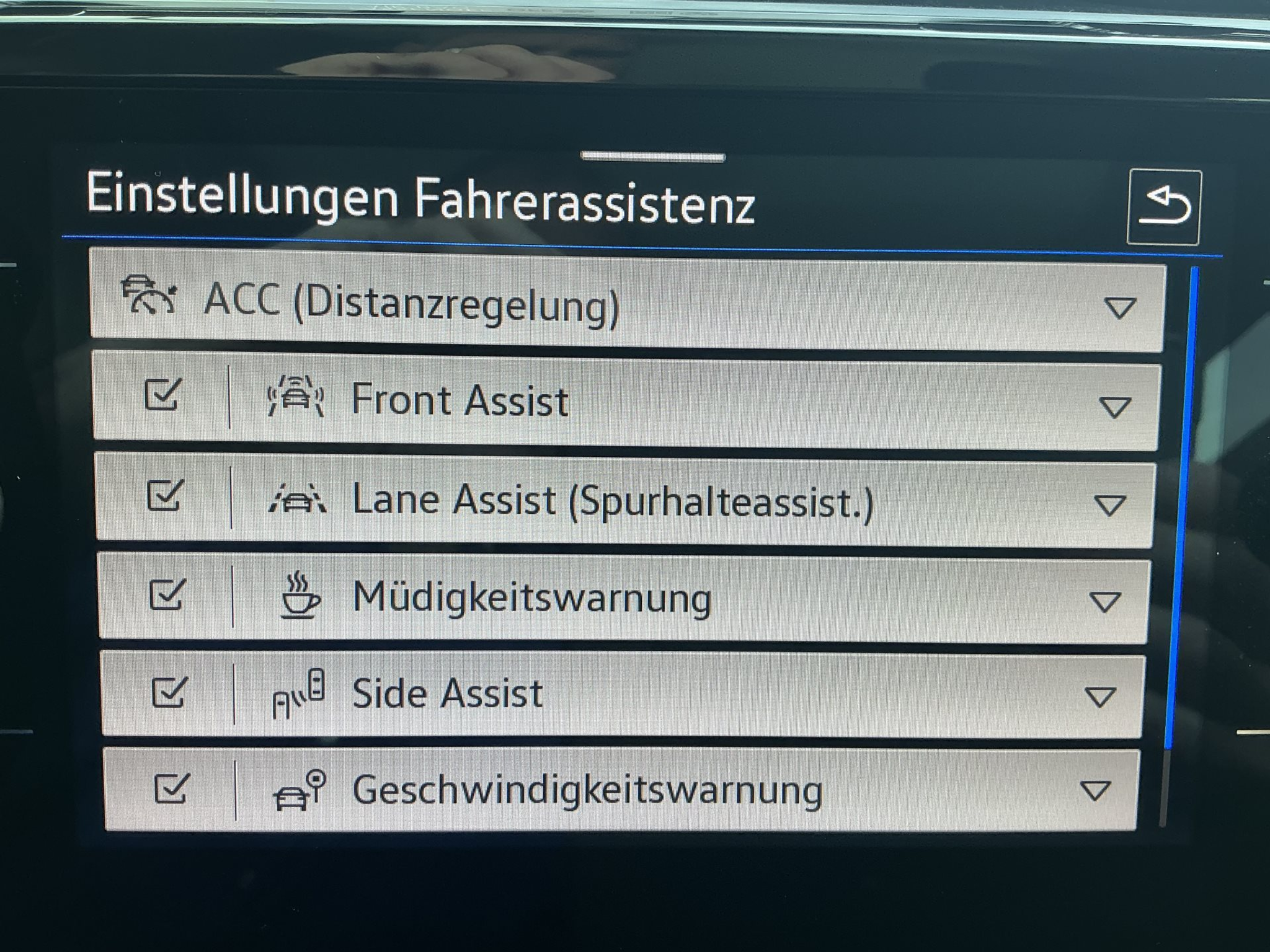 listing desktop thumbnail image 18