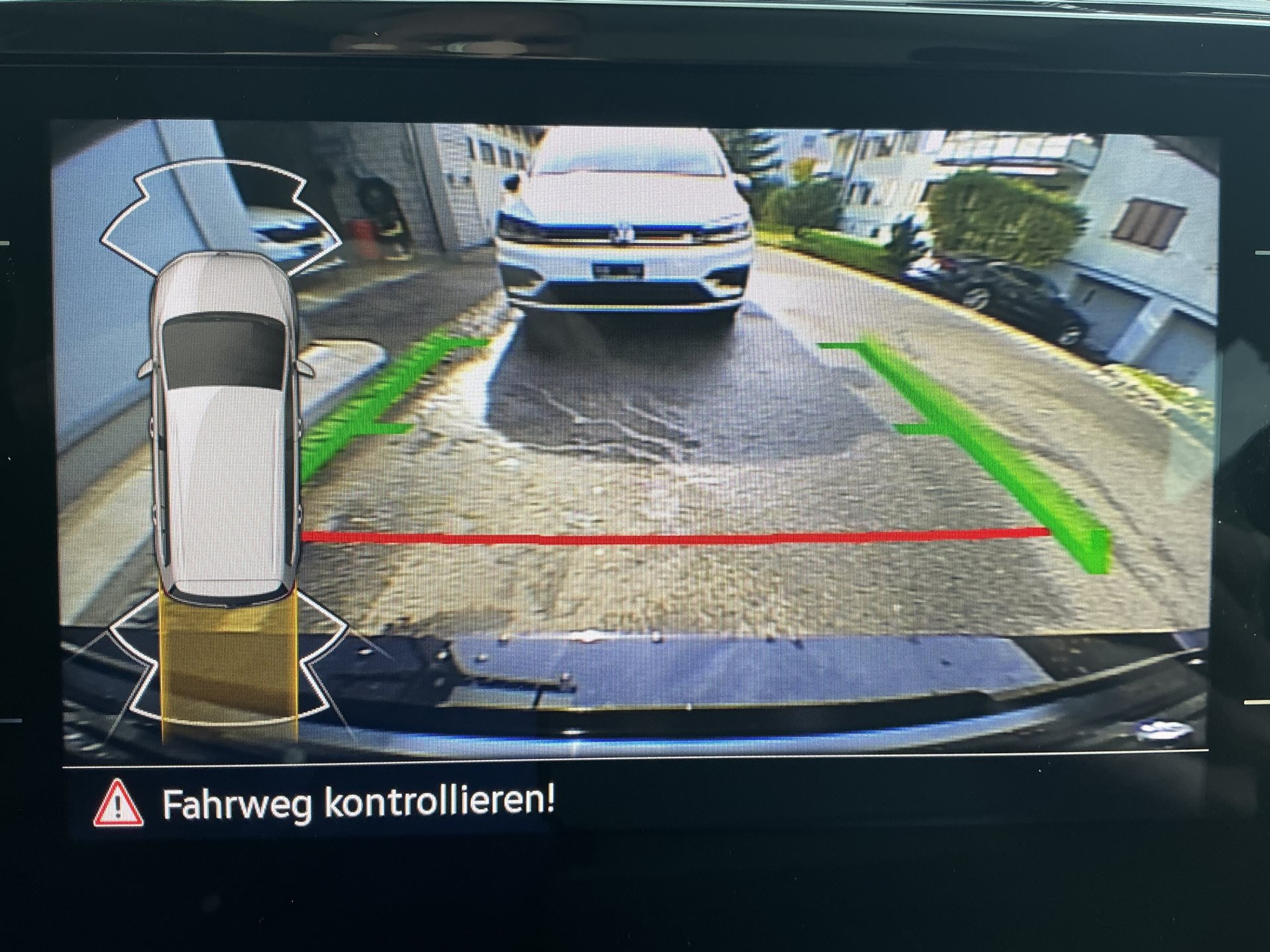 listing desktop thumbnail image 15