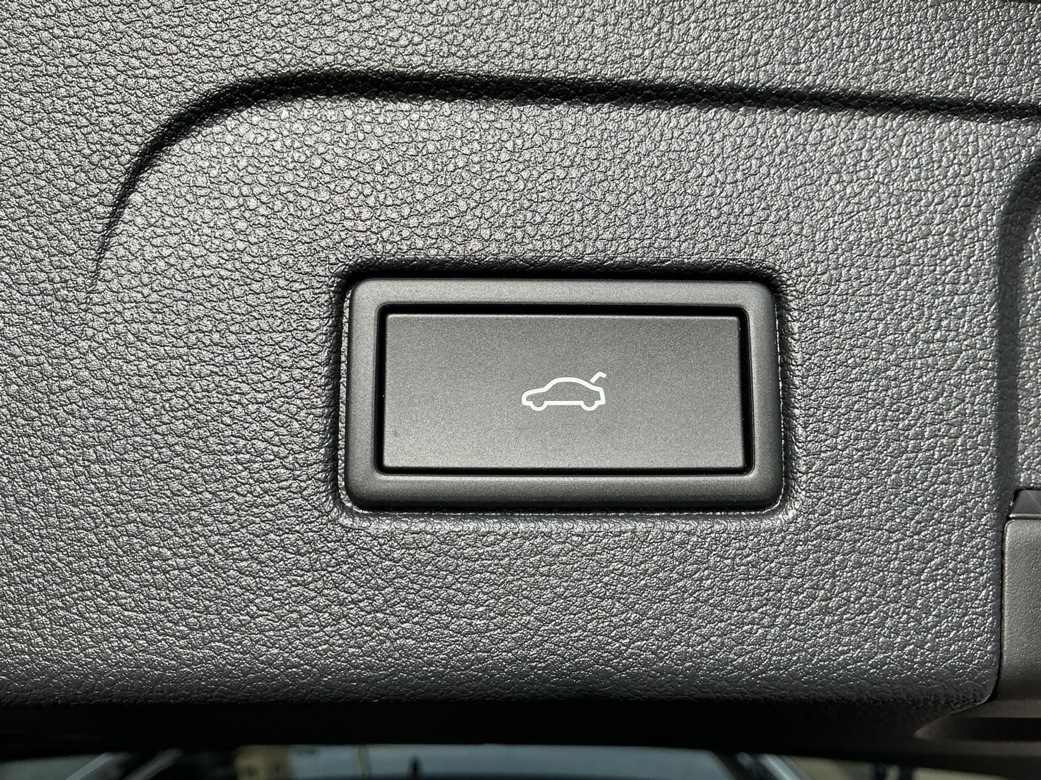 listing desktop thumbnail image 26