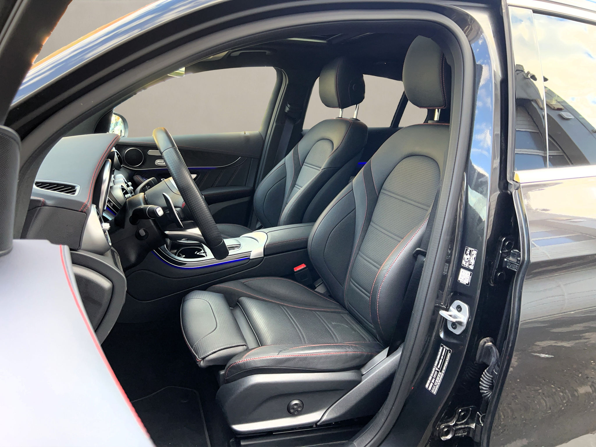 listing desktop thumbnail image 8