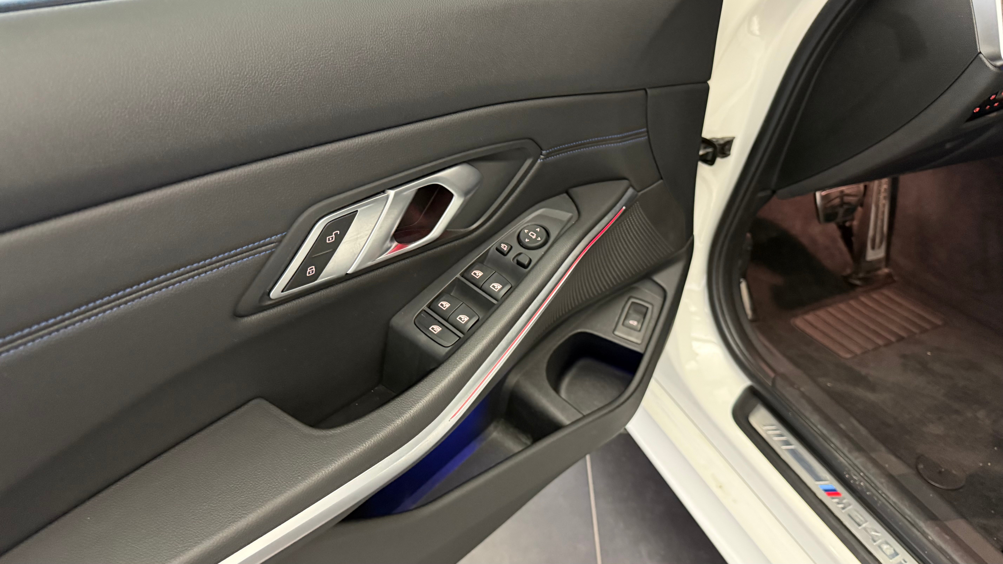 listing desktop thumbnail image 15