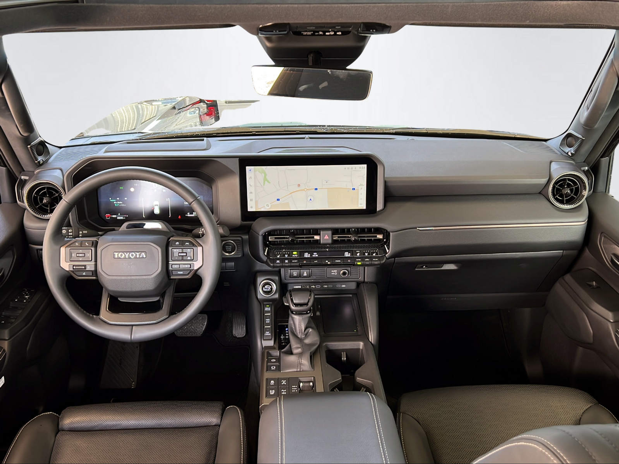 listing desktop thumbnail image 11