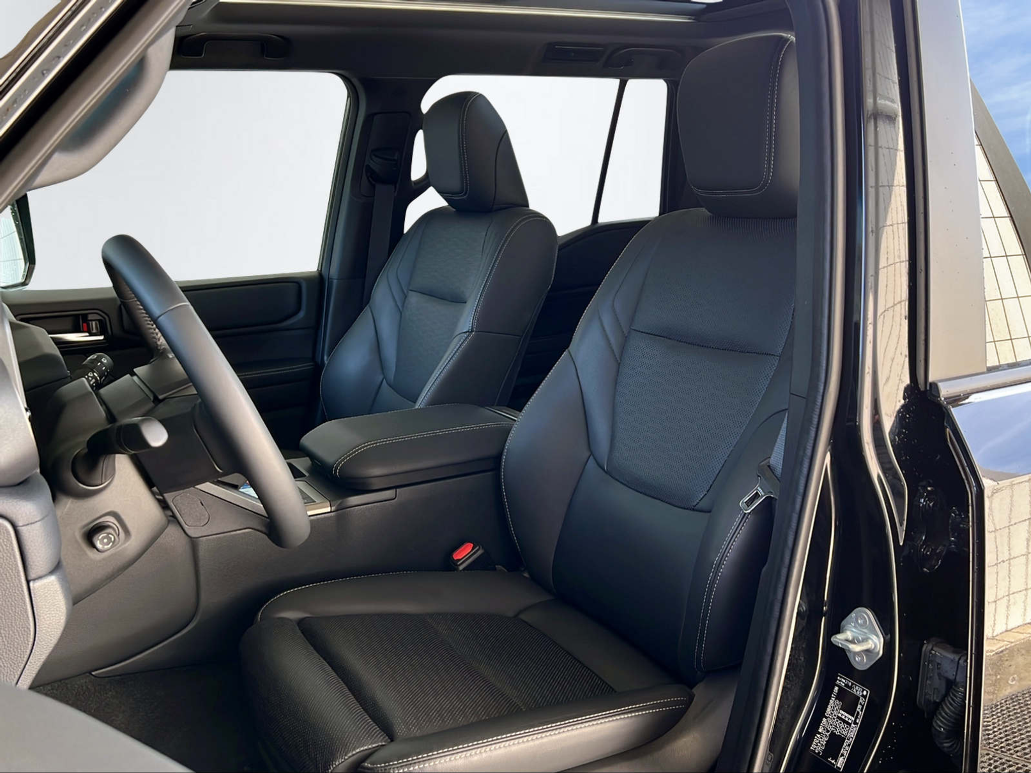 listing desktop thumbnail image 14