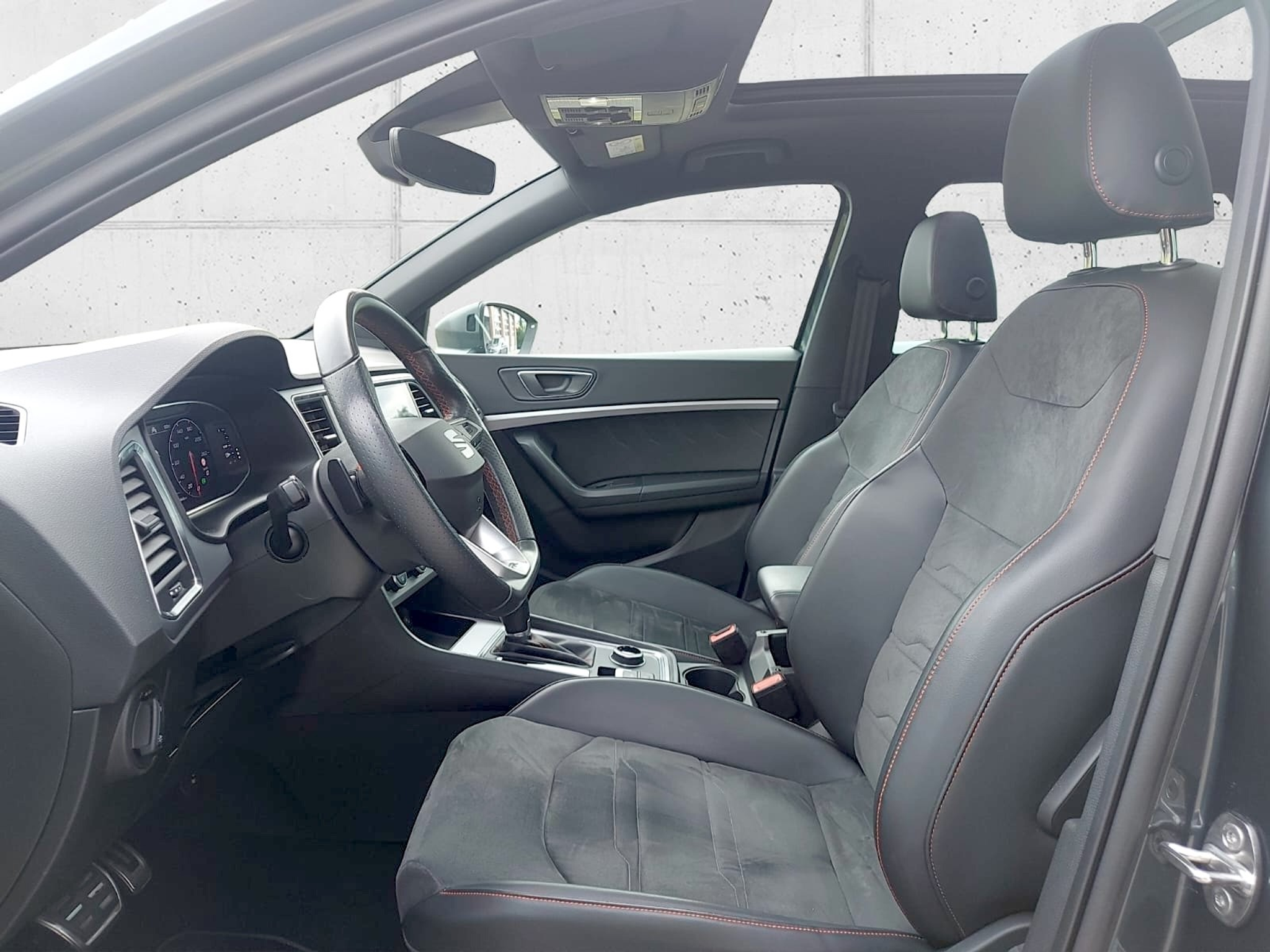 listing desktop thumbnail image 10