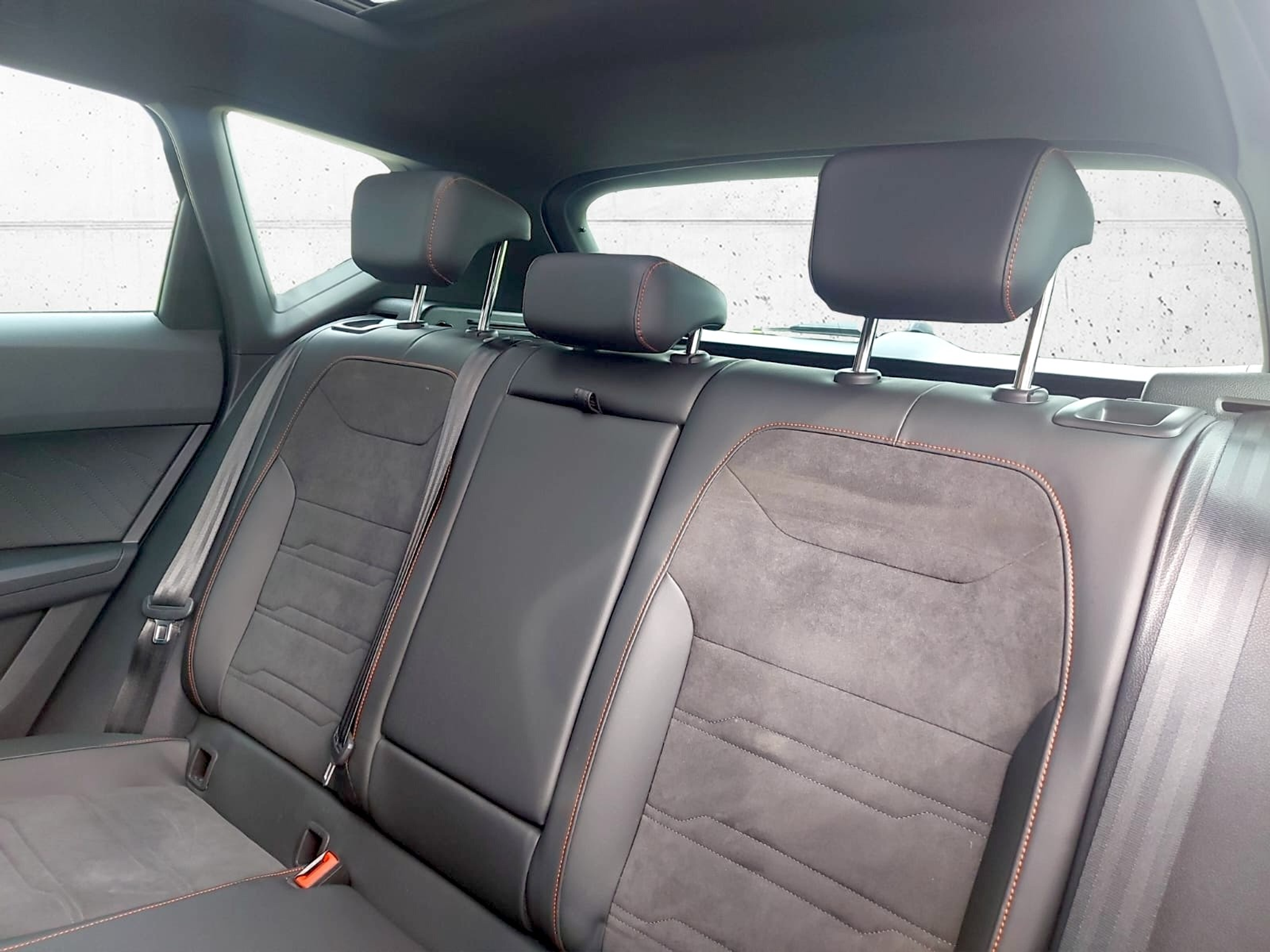 listing desktop thumbnail image 22