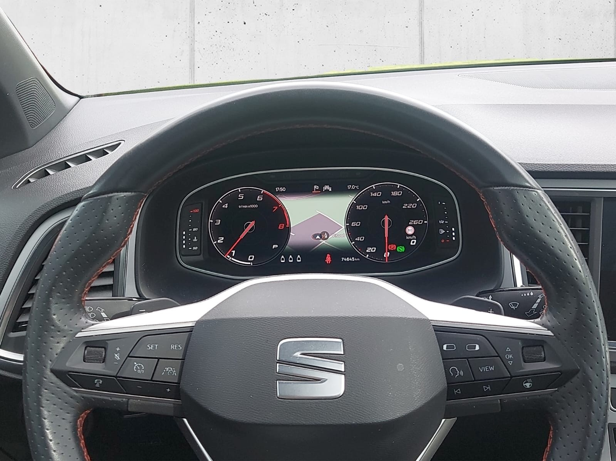 listing desktop thumbnail image 15