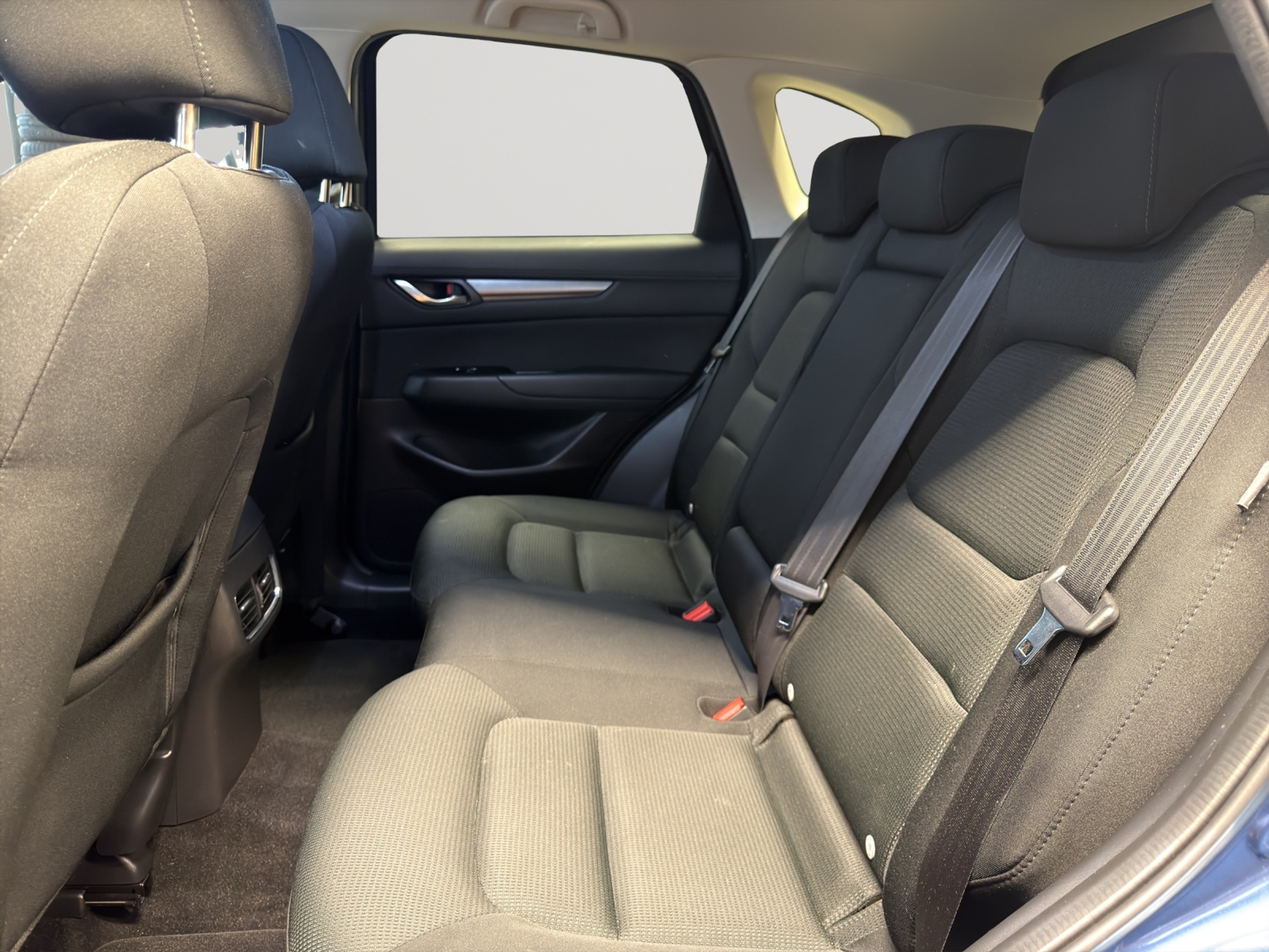 listing desktop thumbnail image 12