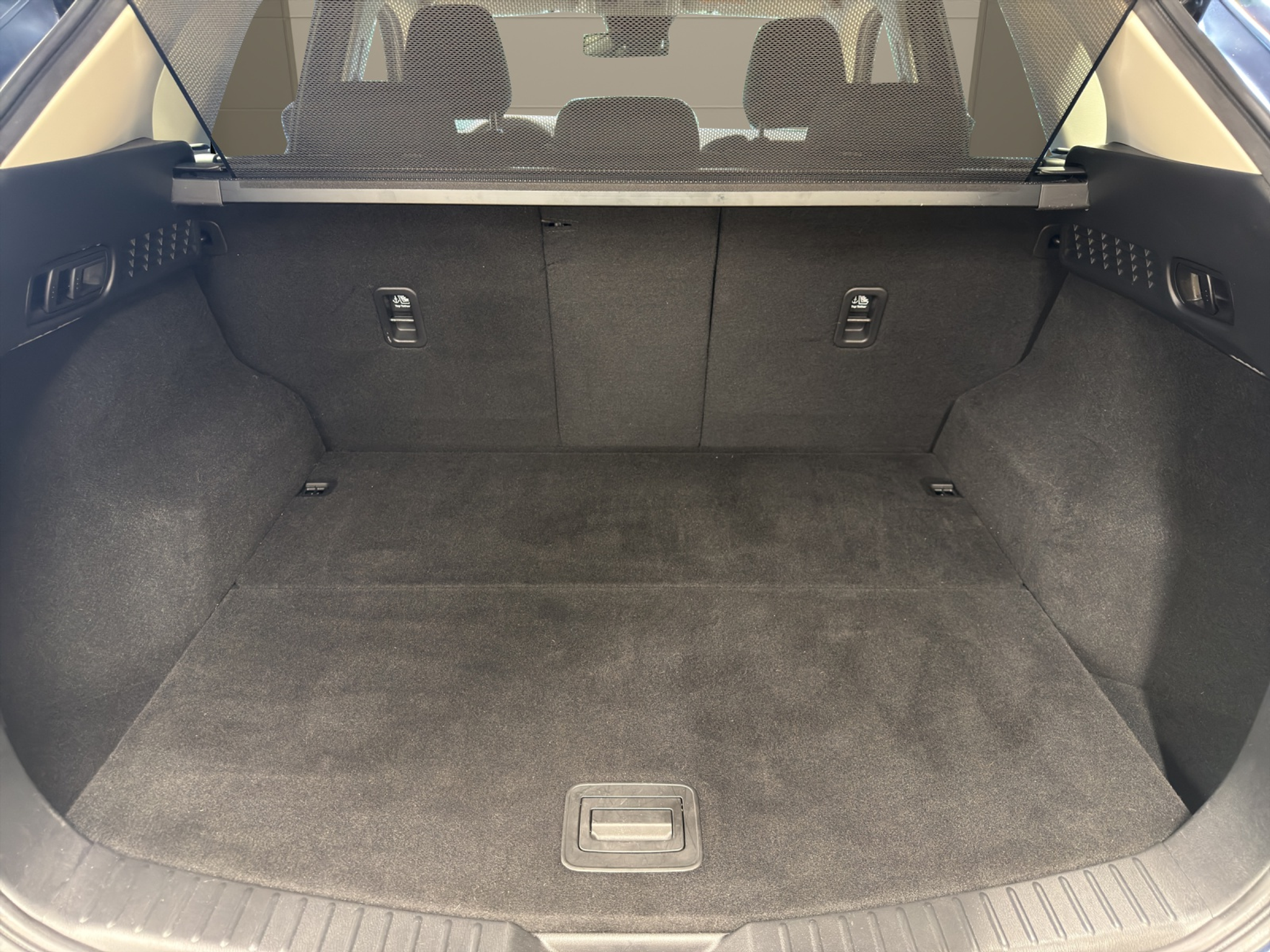 listing desktop thumbnail image 13