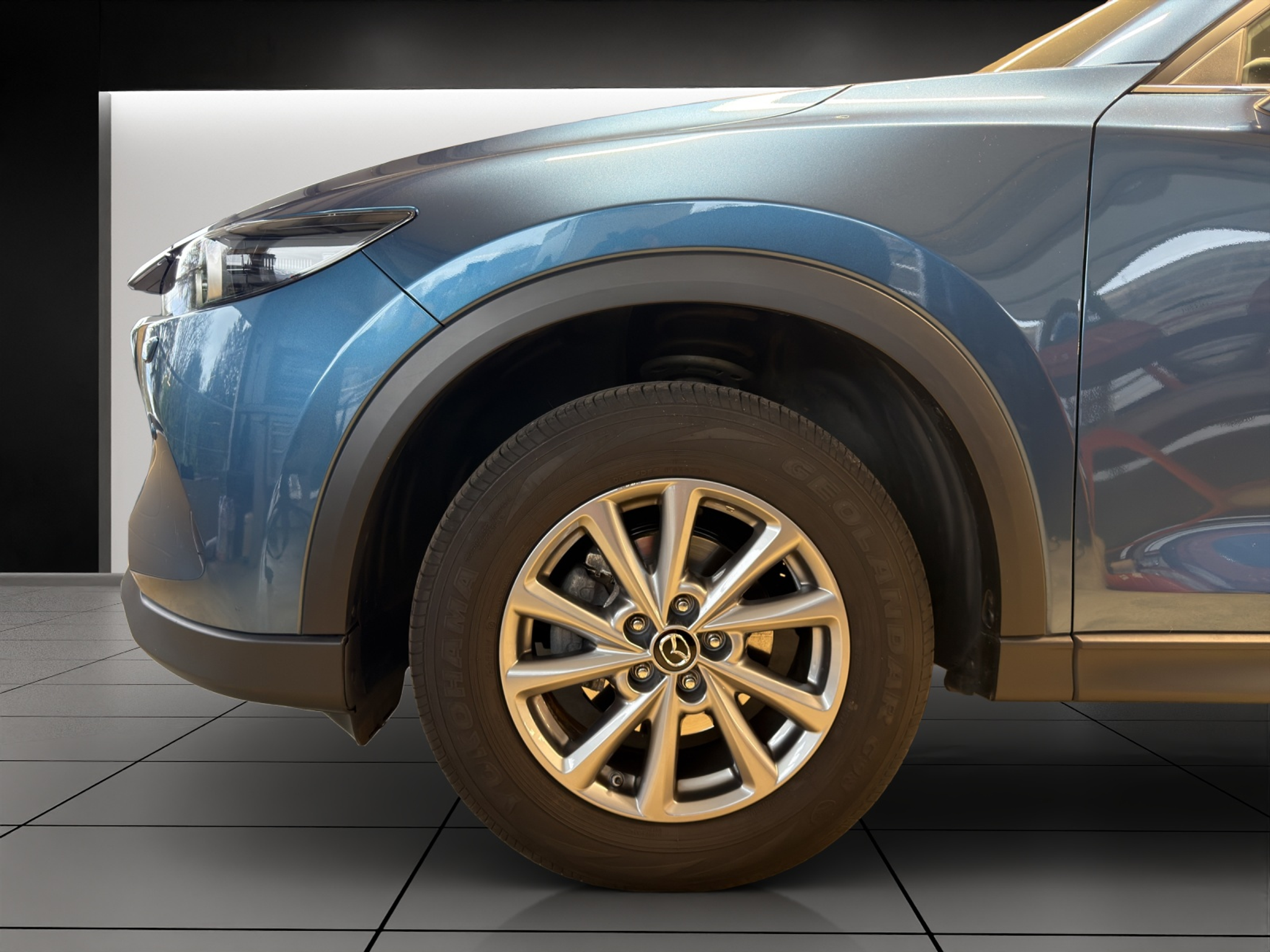 listing desktop thumbnail image 5