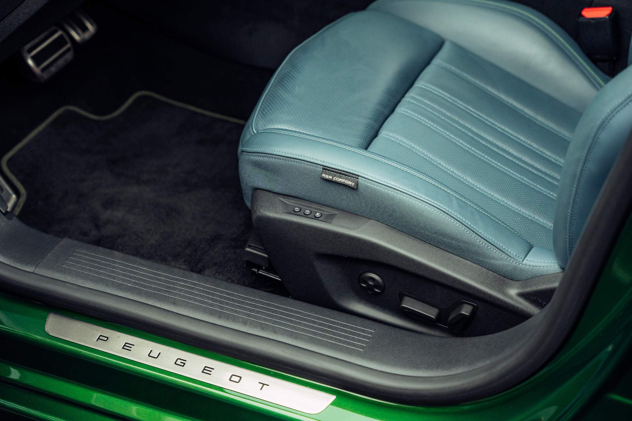 listing desktop thumbnail image 15