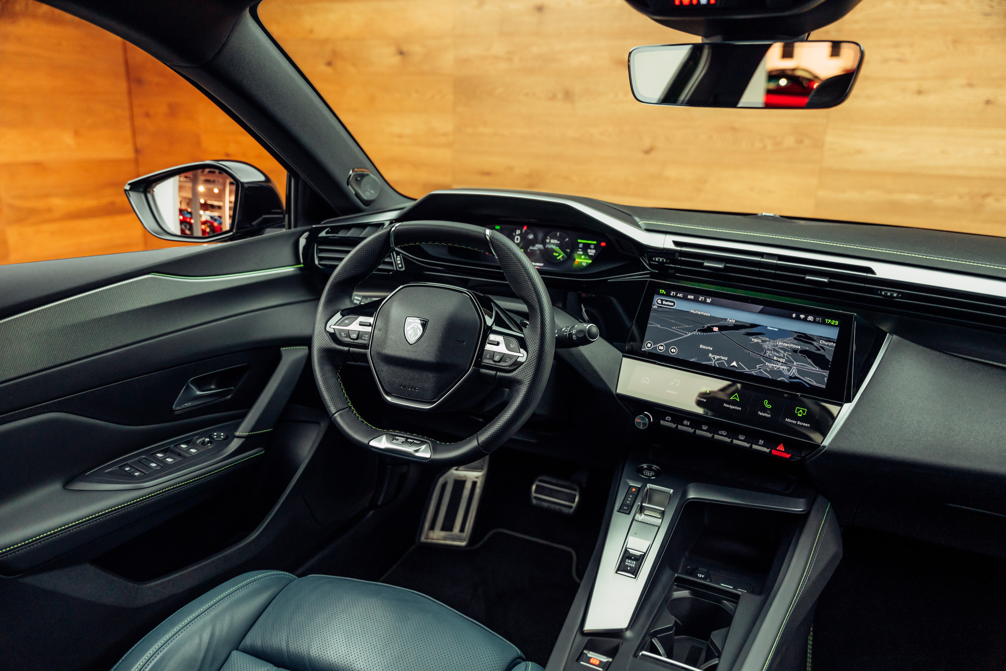 listing desktop thumbnail image 11