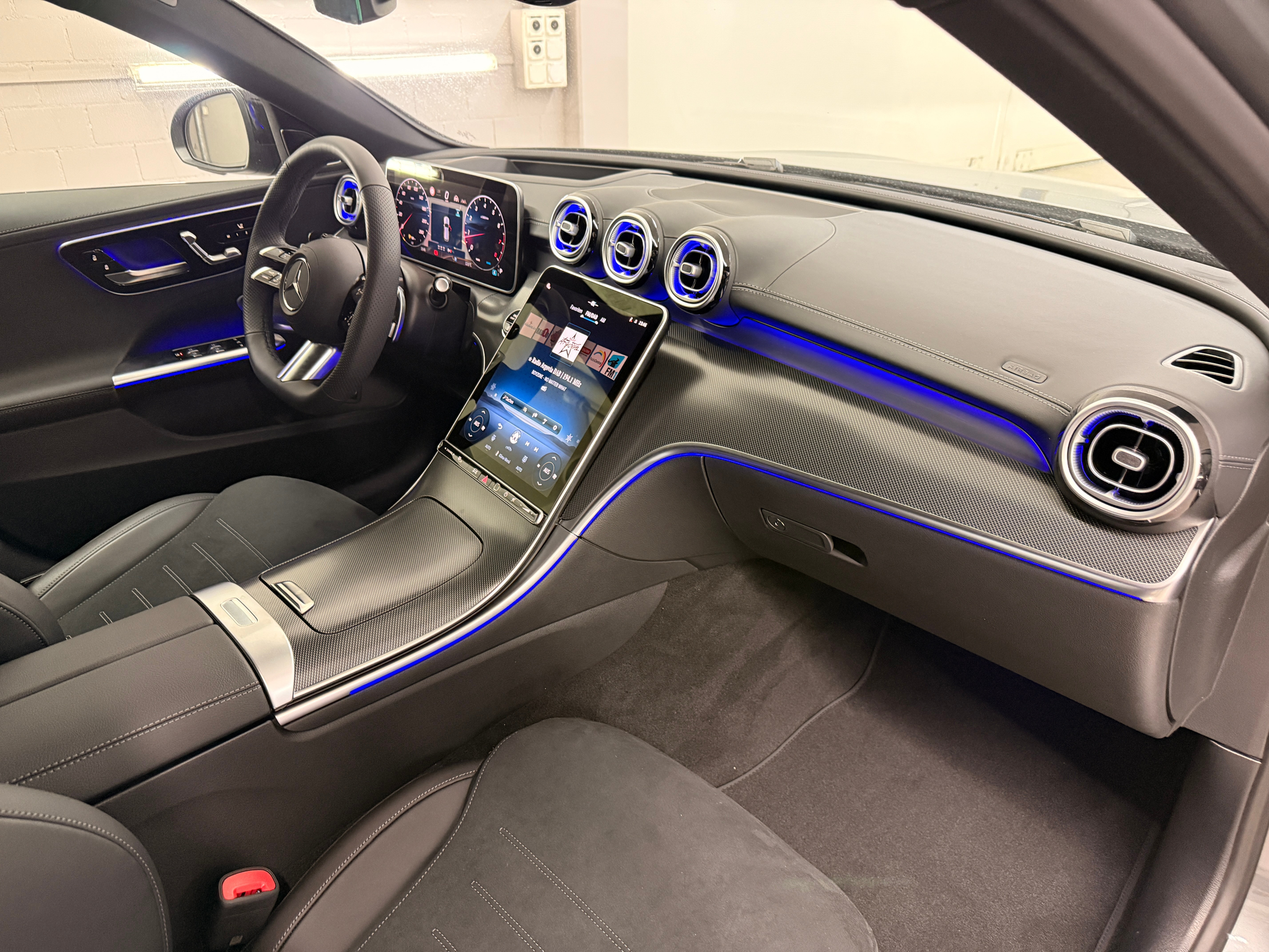 listing desktop thumbnail image 10