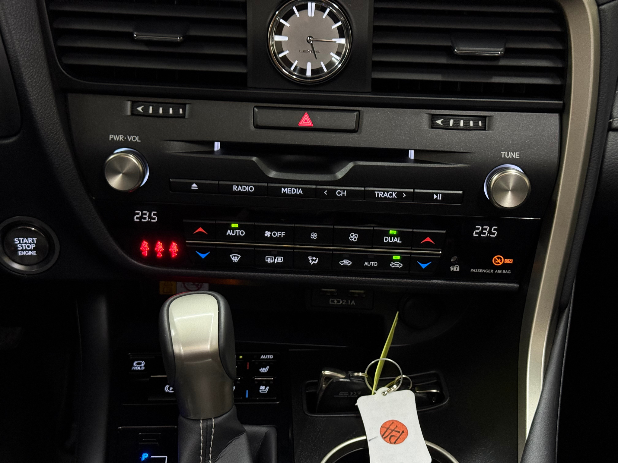 listing desktop thumbnail image 10