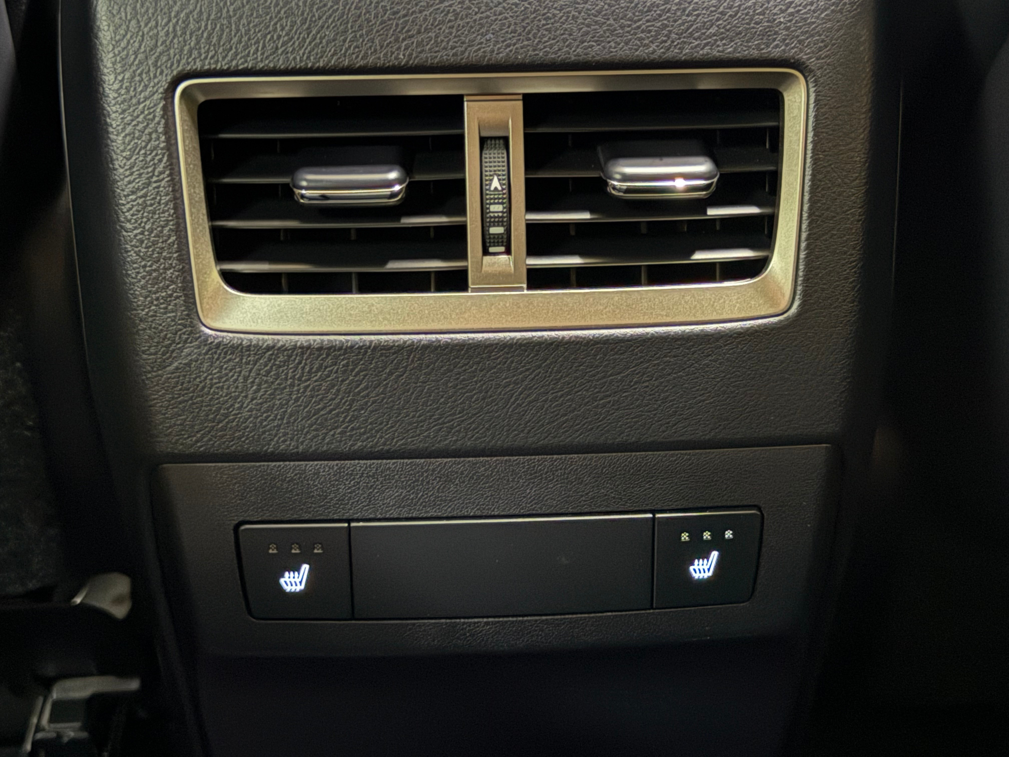 listing desktop thumbnail image 18