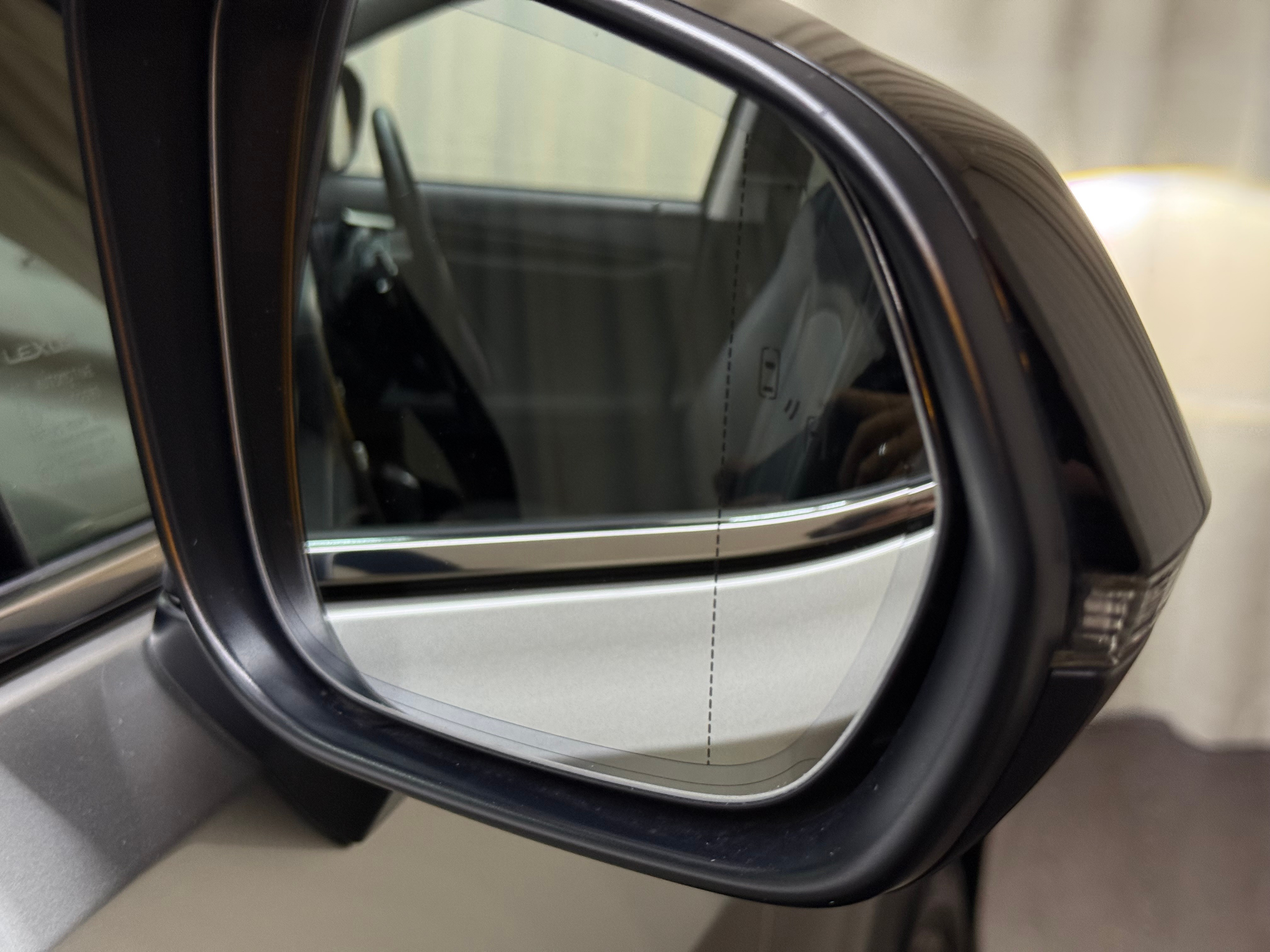 listing desktop thumbnail image 14