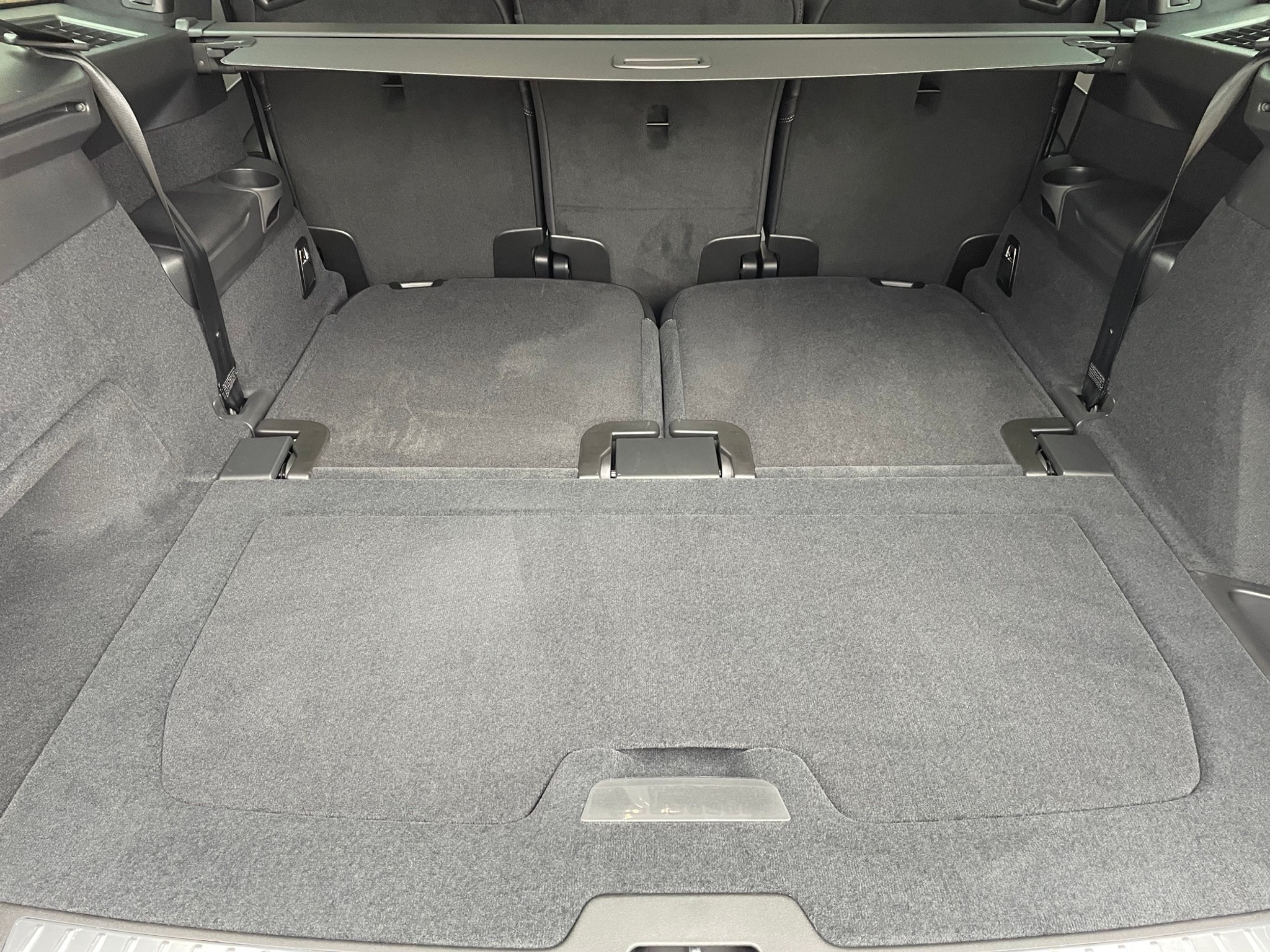 listing desktop thumbnail image 6