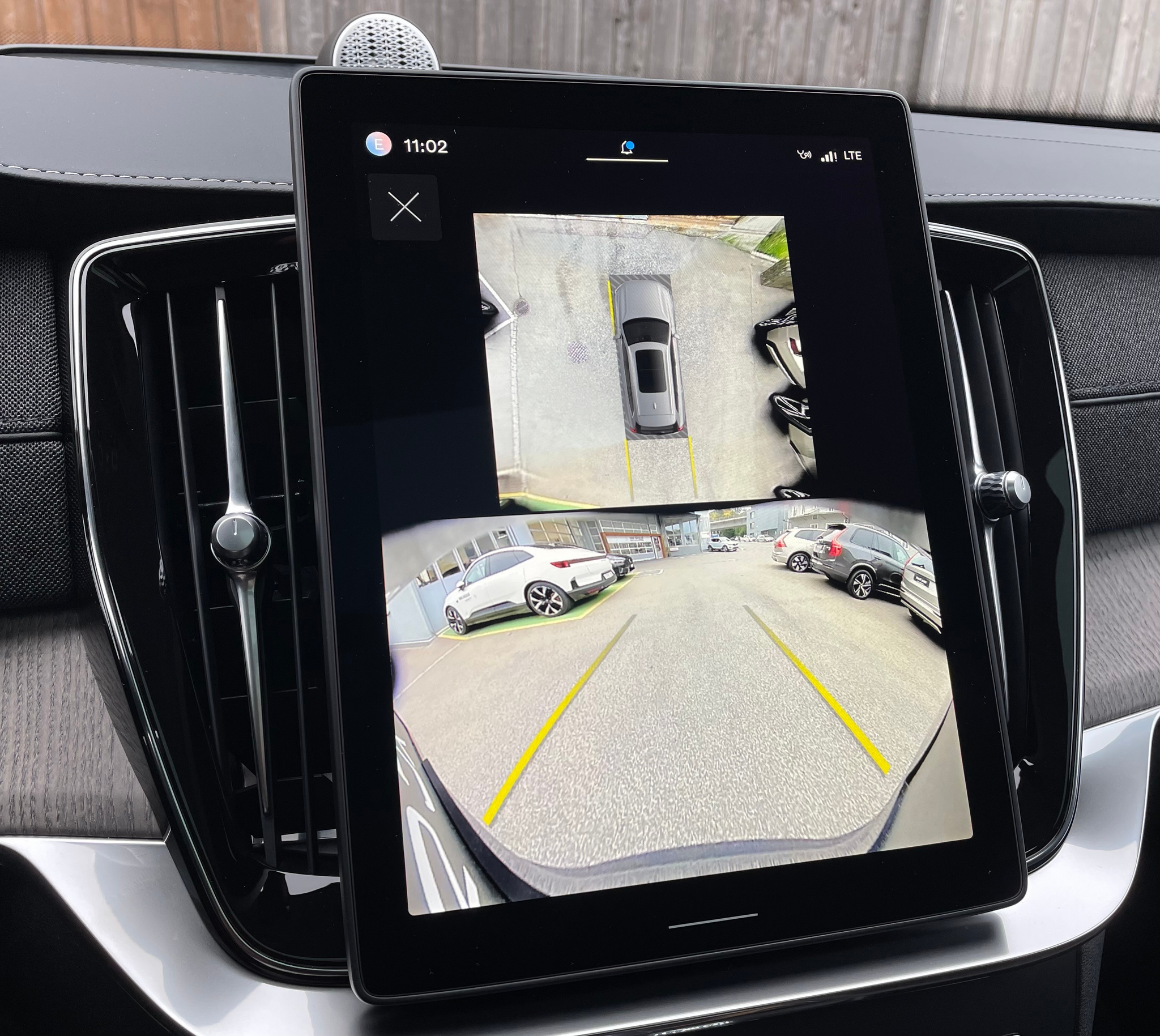 listing desktop thumbnail image 14