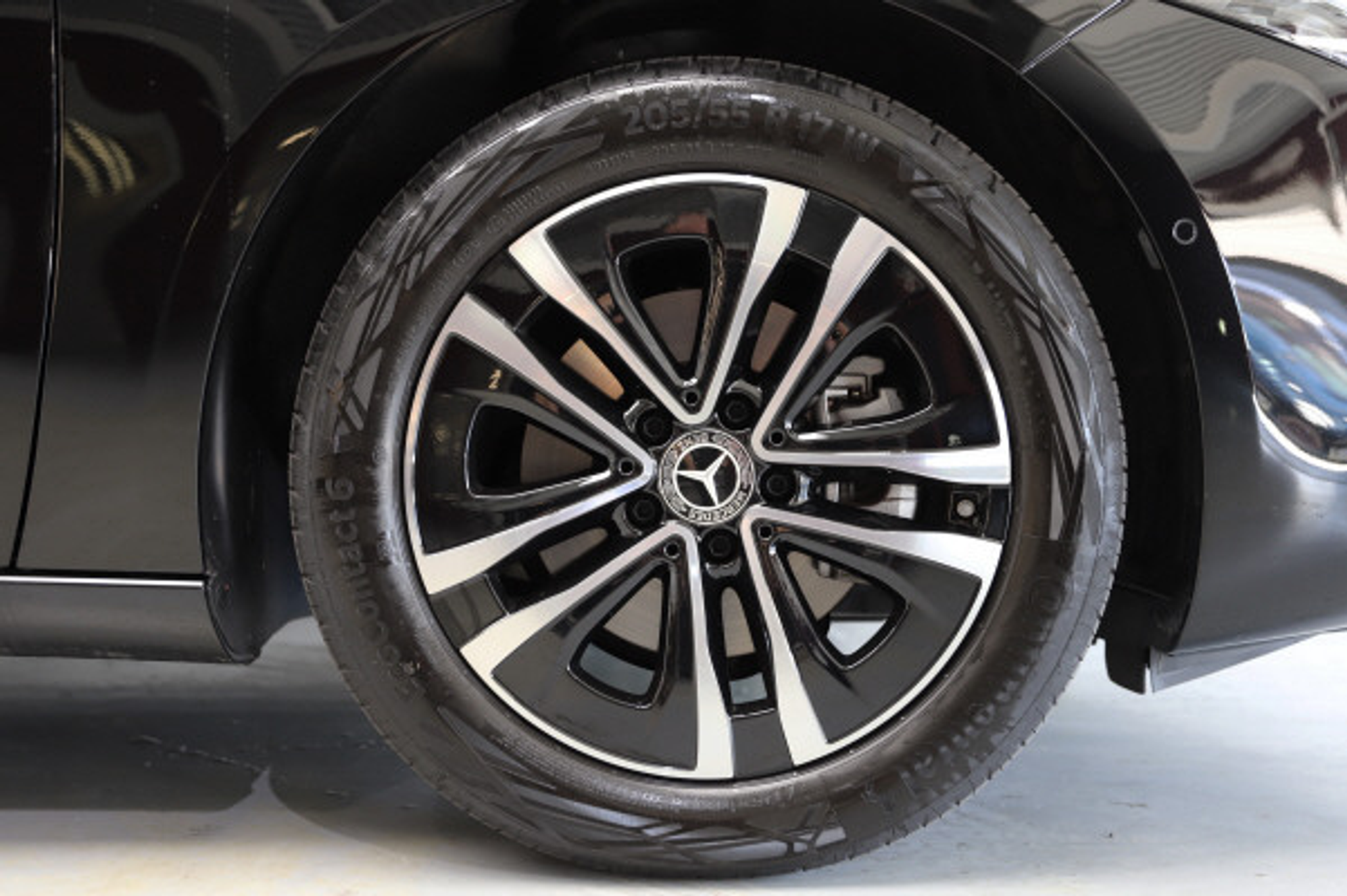 listing desktop thumbnail image 12