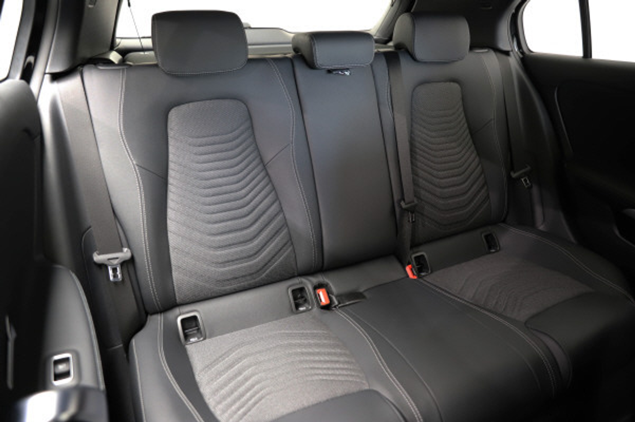 listing desktop thumbnail image 10