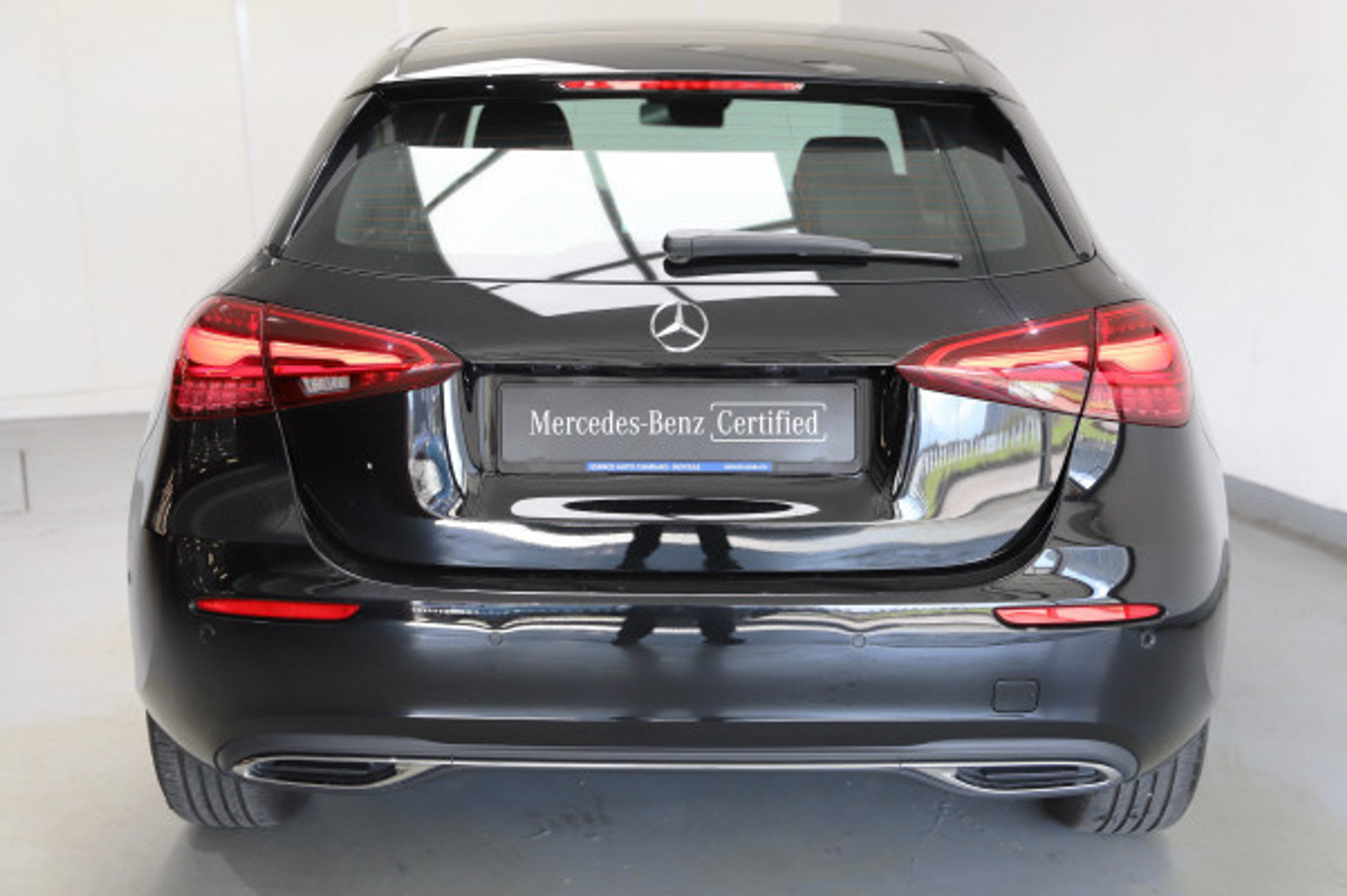 listing desktop thumbnail image 5