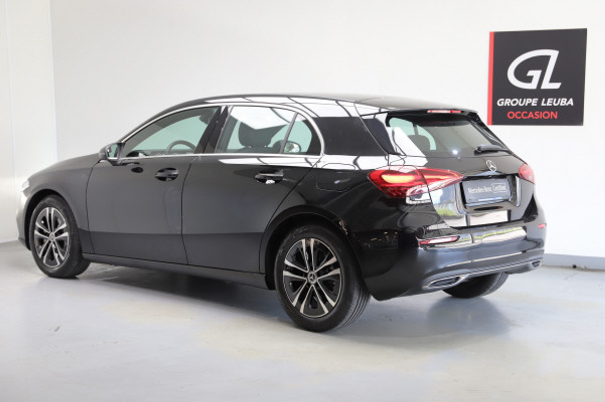 listing desktop thumbnail image 2