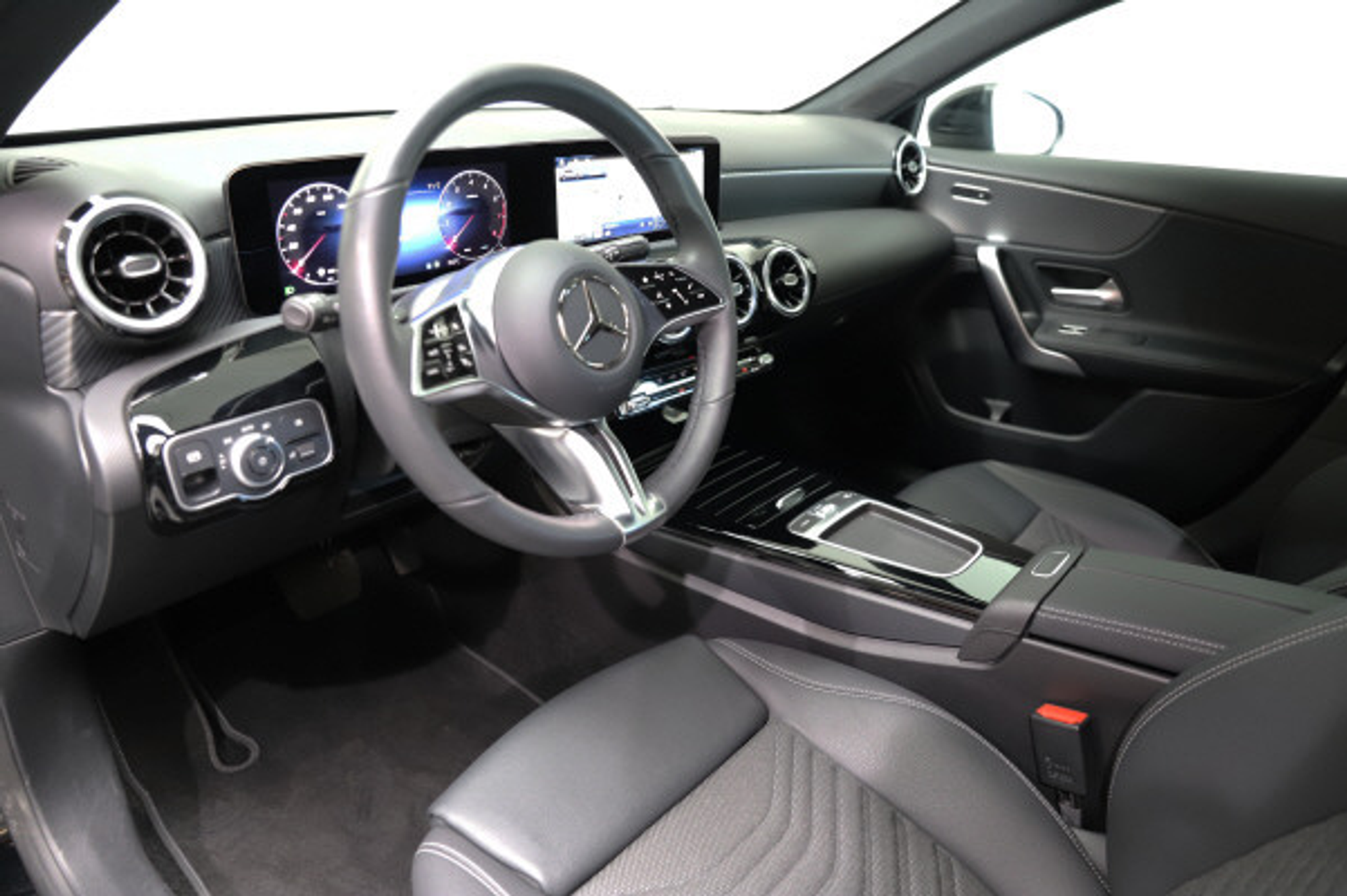 listing desktop thumbnail image 7