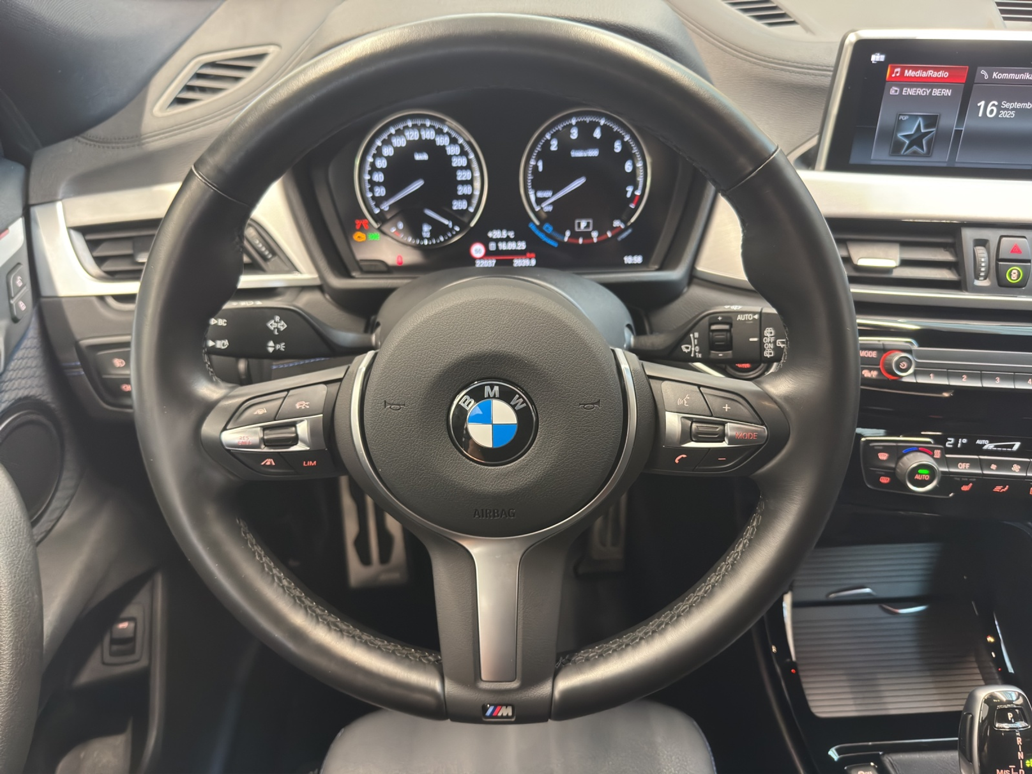 listing desktop thumbnail image 11