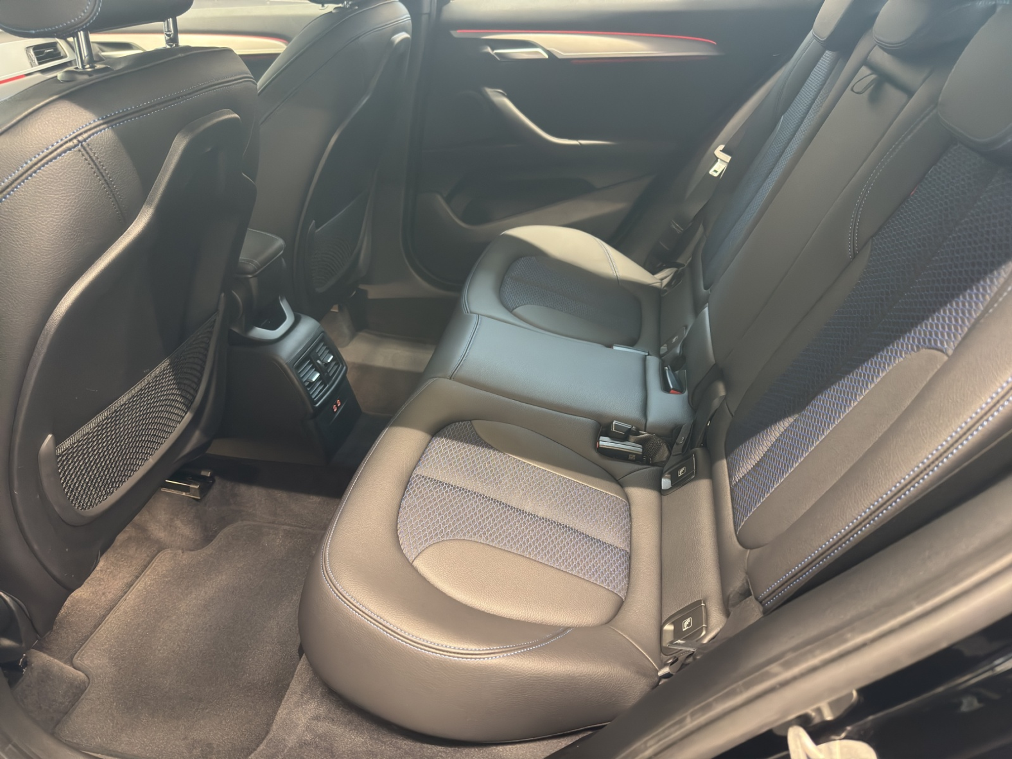 listing desktop thumbnail image 10