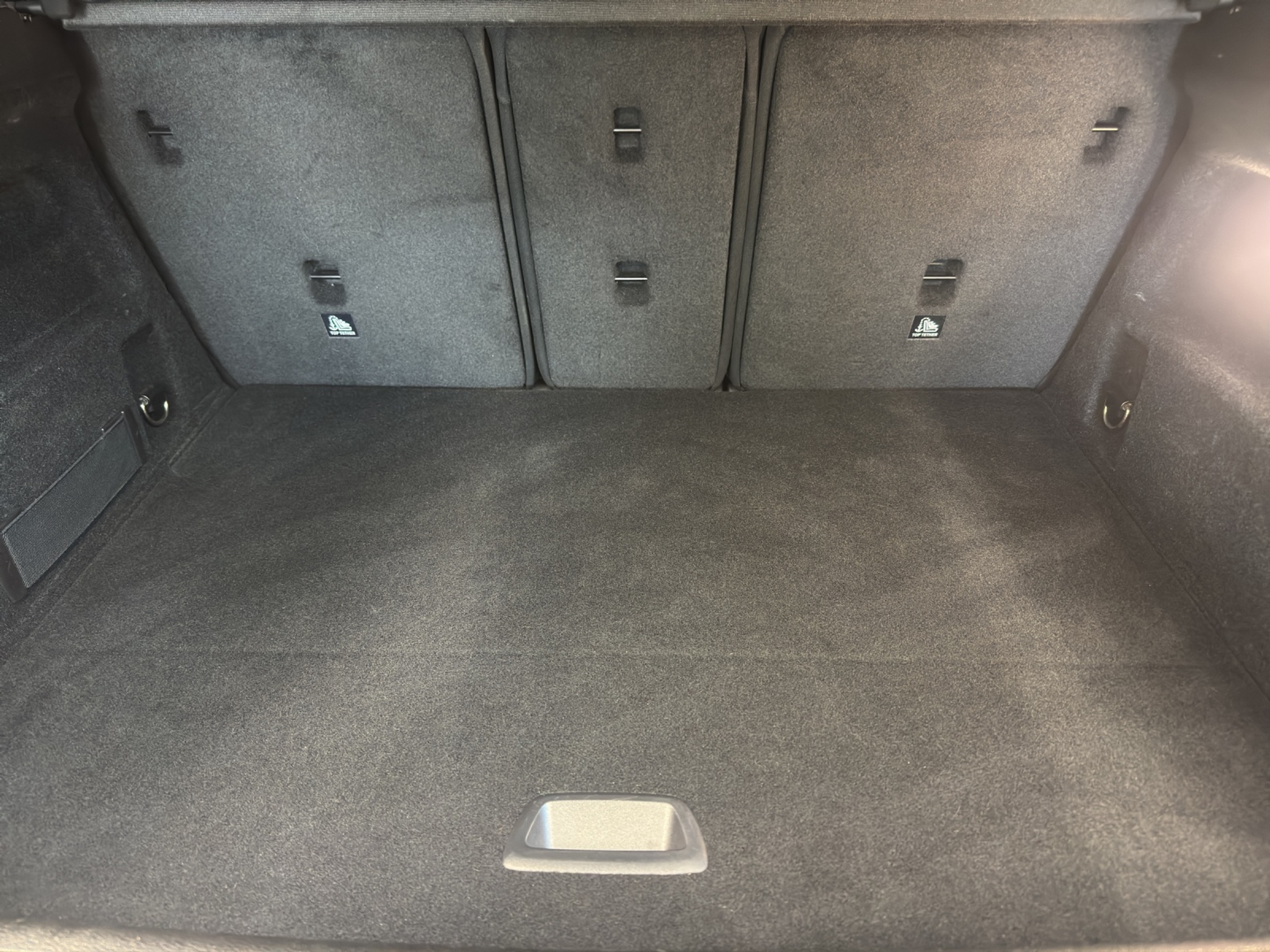 listing desktop thumbnail image 14