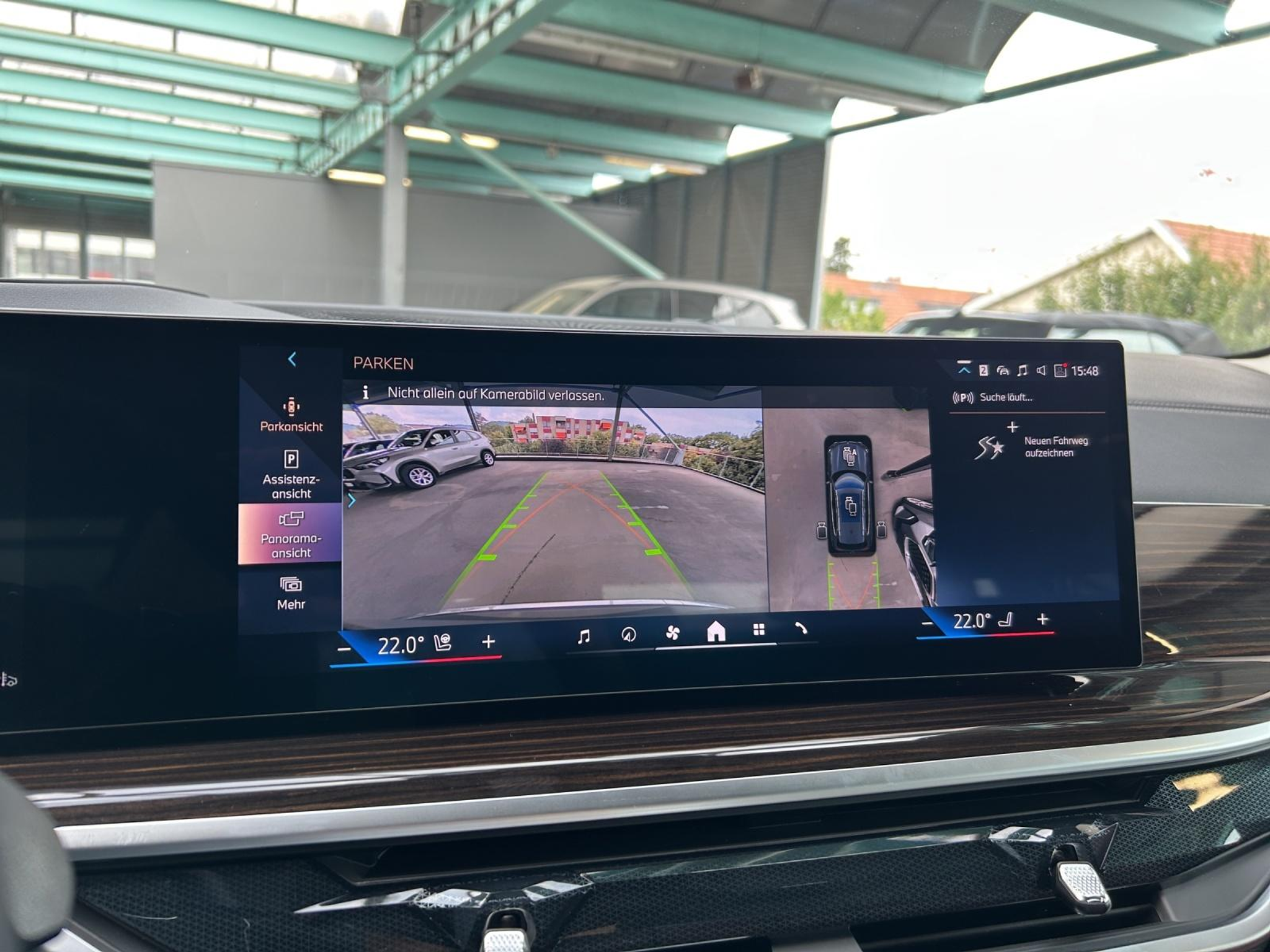 listing desktop thumbnail image 18