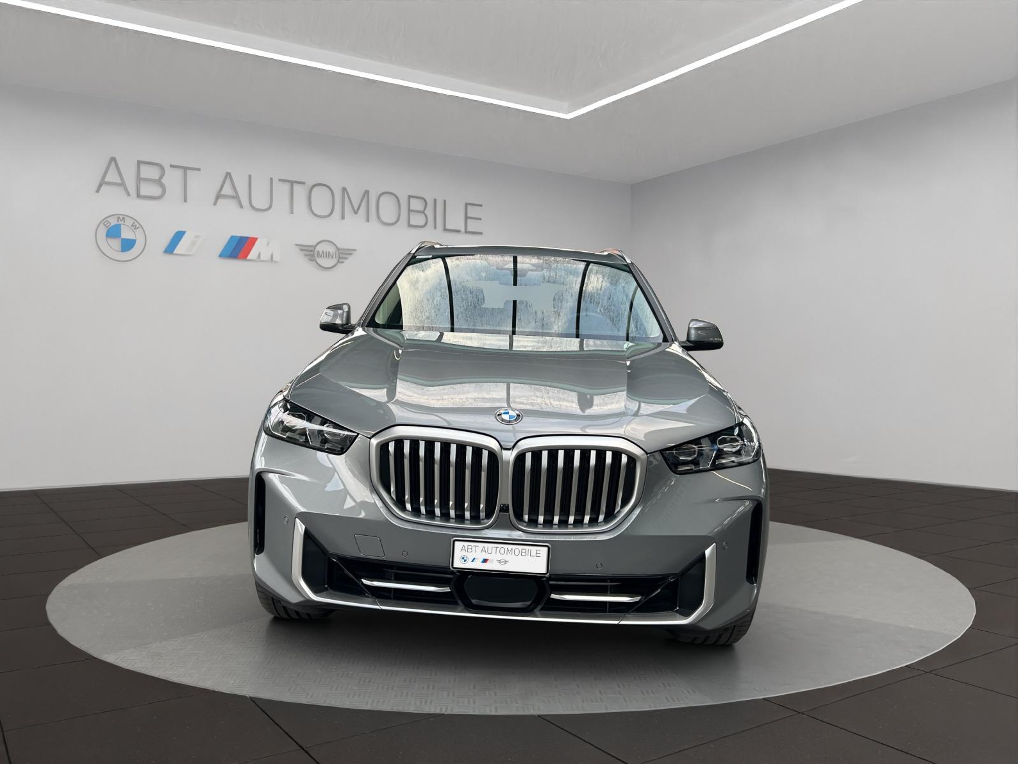 listing desktop thumbnail image 1