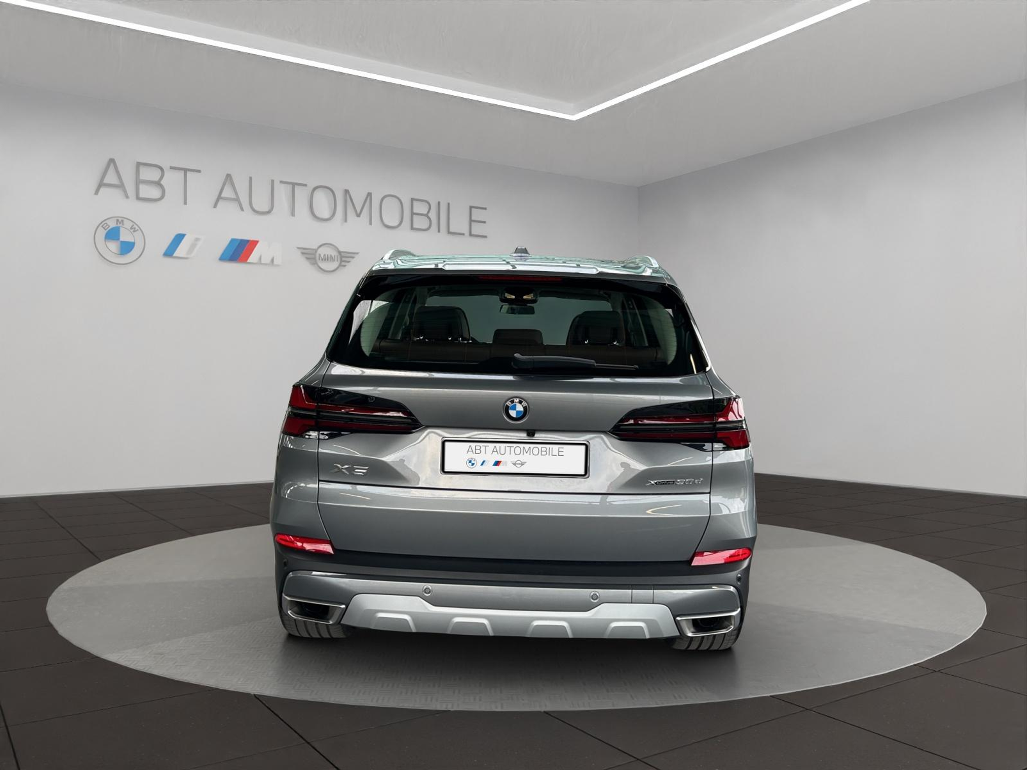 listing desktop thumbnail image 4