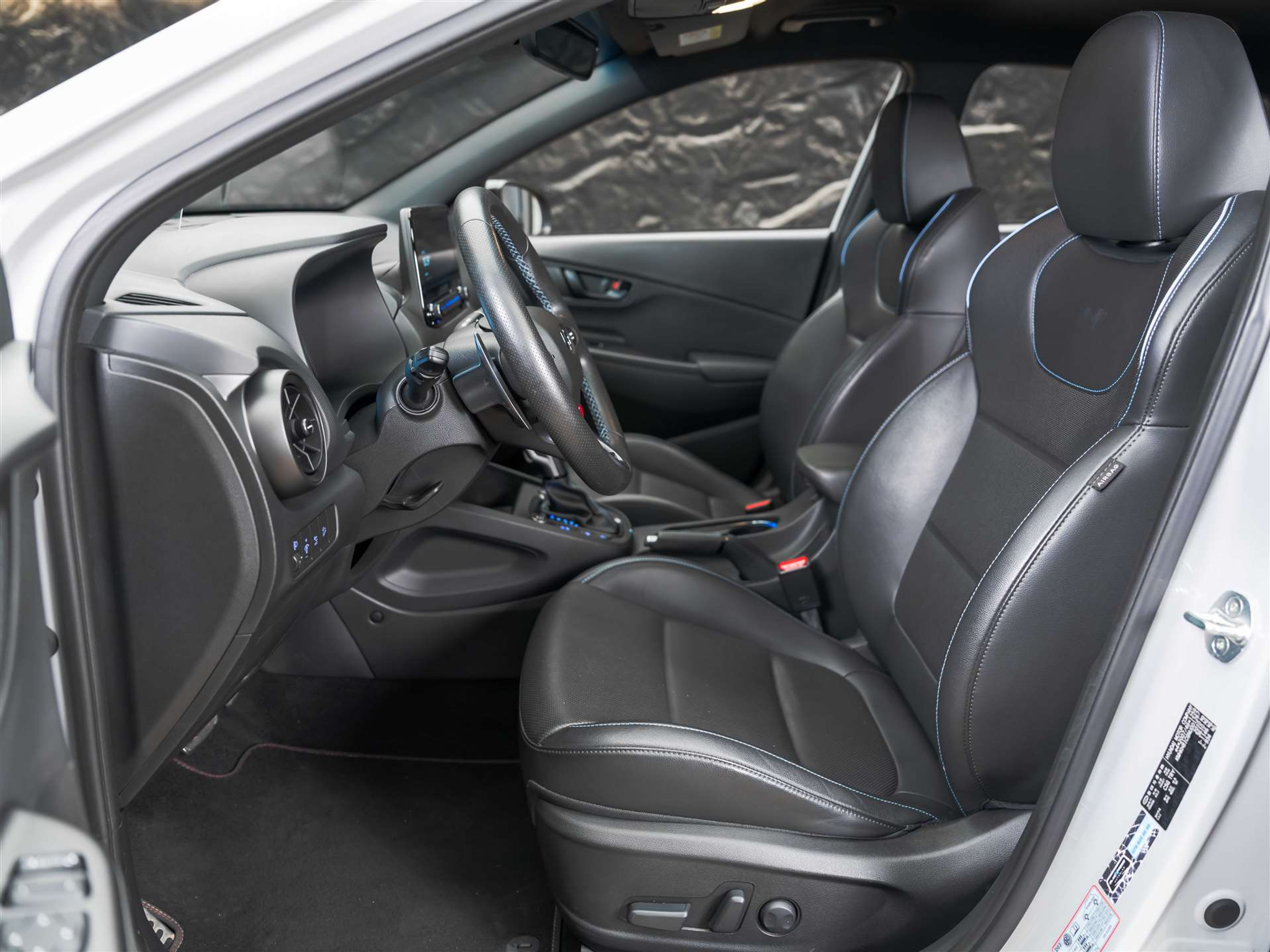 listing desktop thumbnail image 9