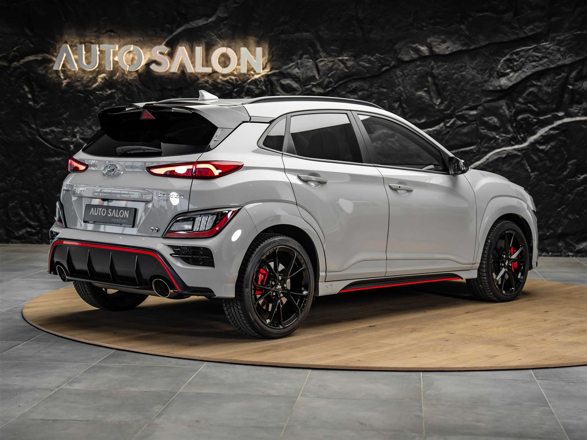 listing desktop thumbnail image 4