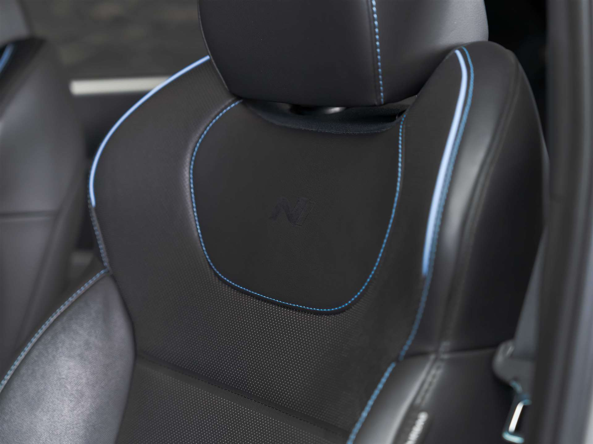 listing desktop thumbnail image 11