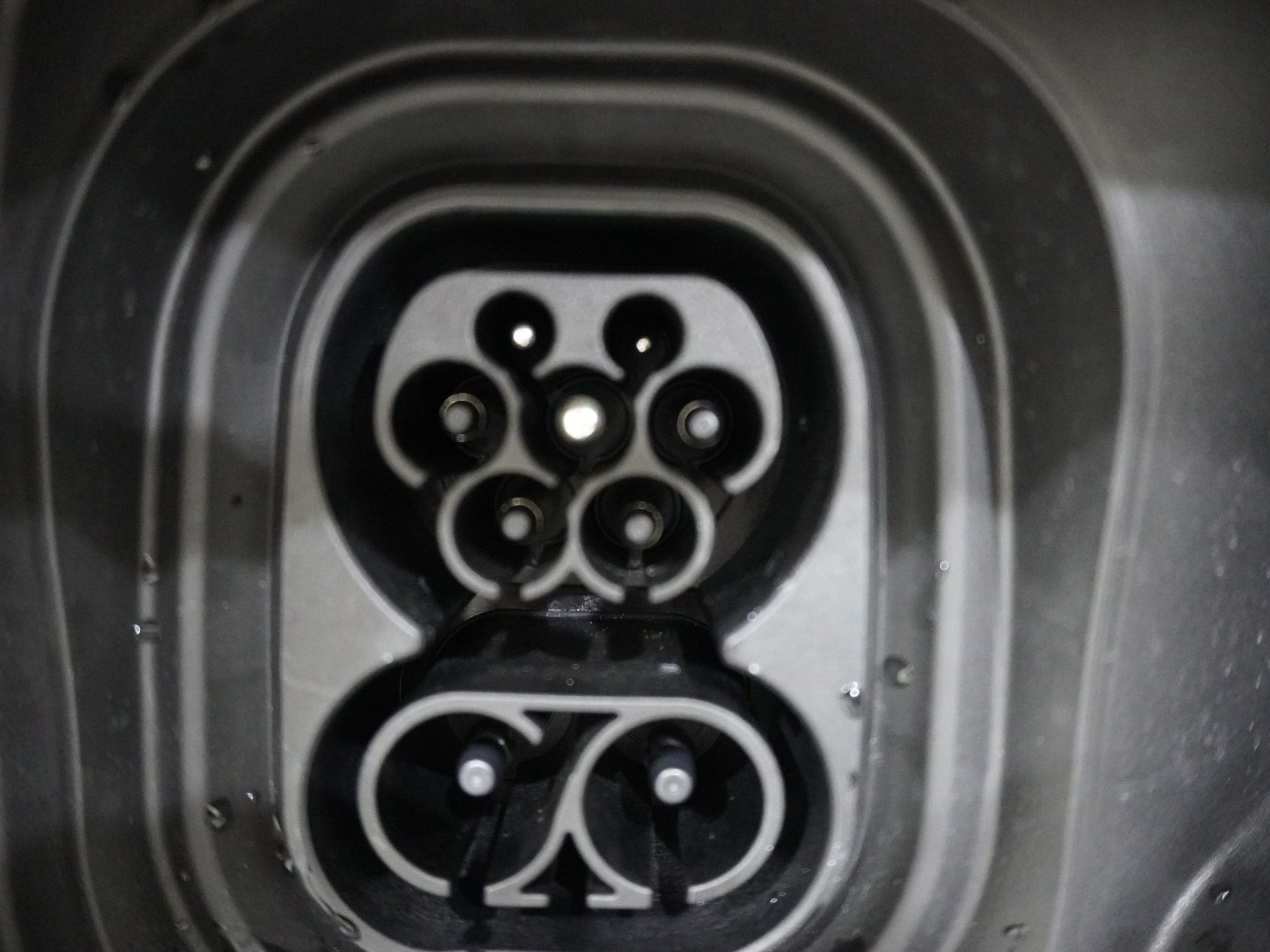 listing desktop thumbnail image 28