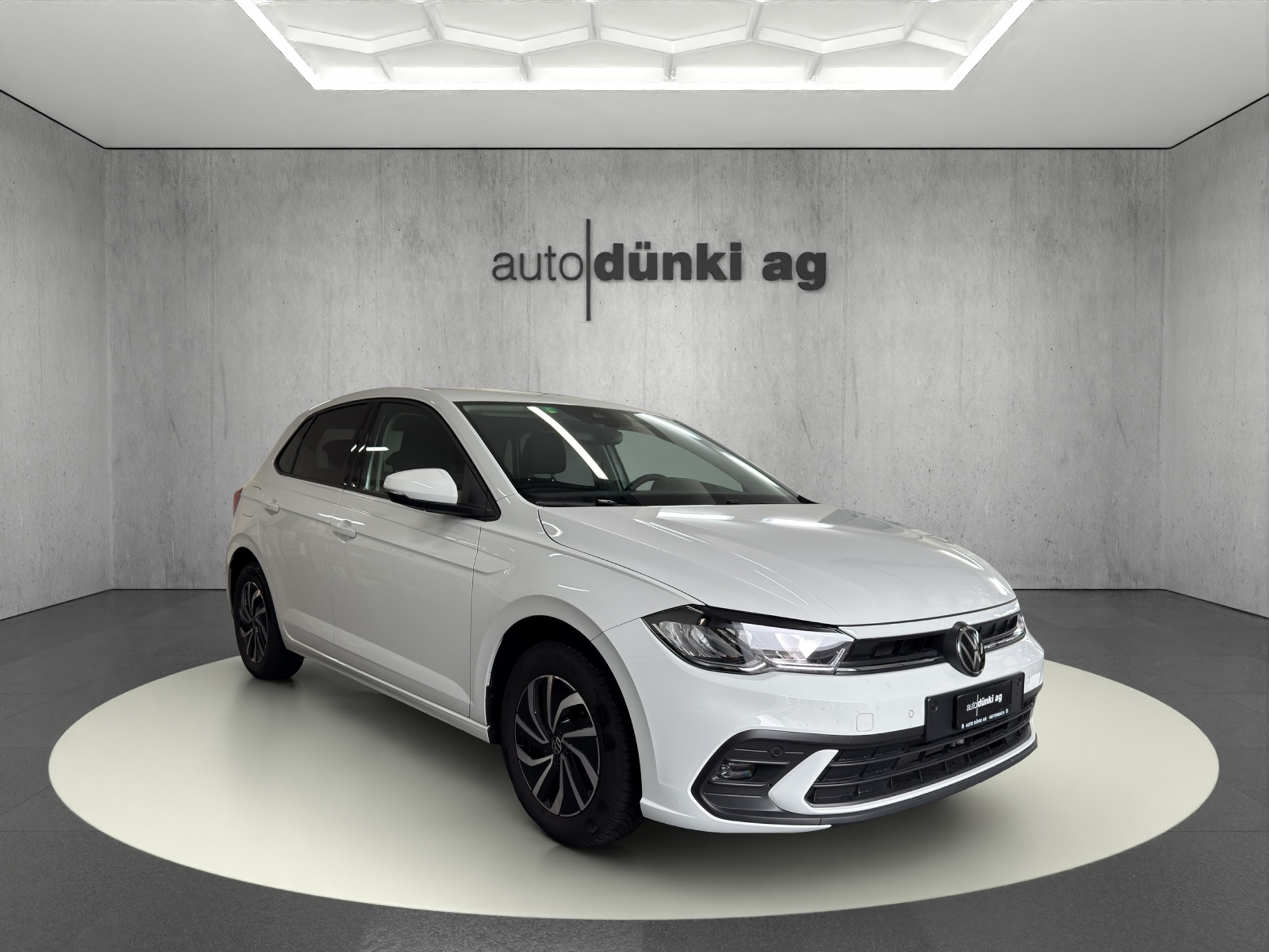 listing desktop thumbnail image 5