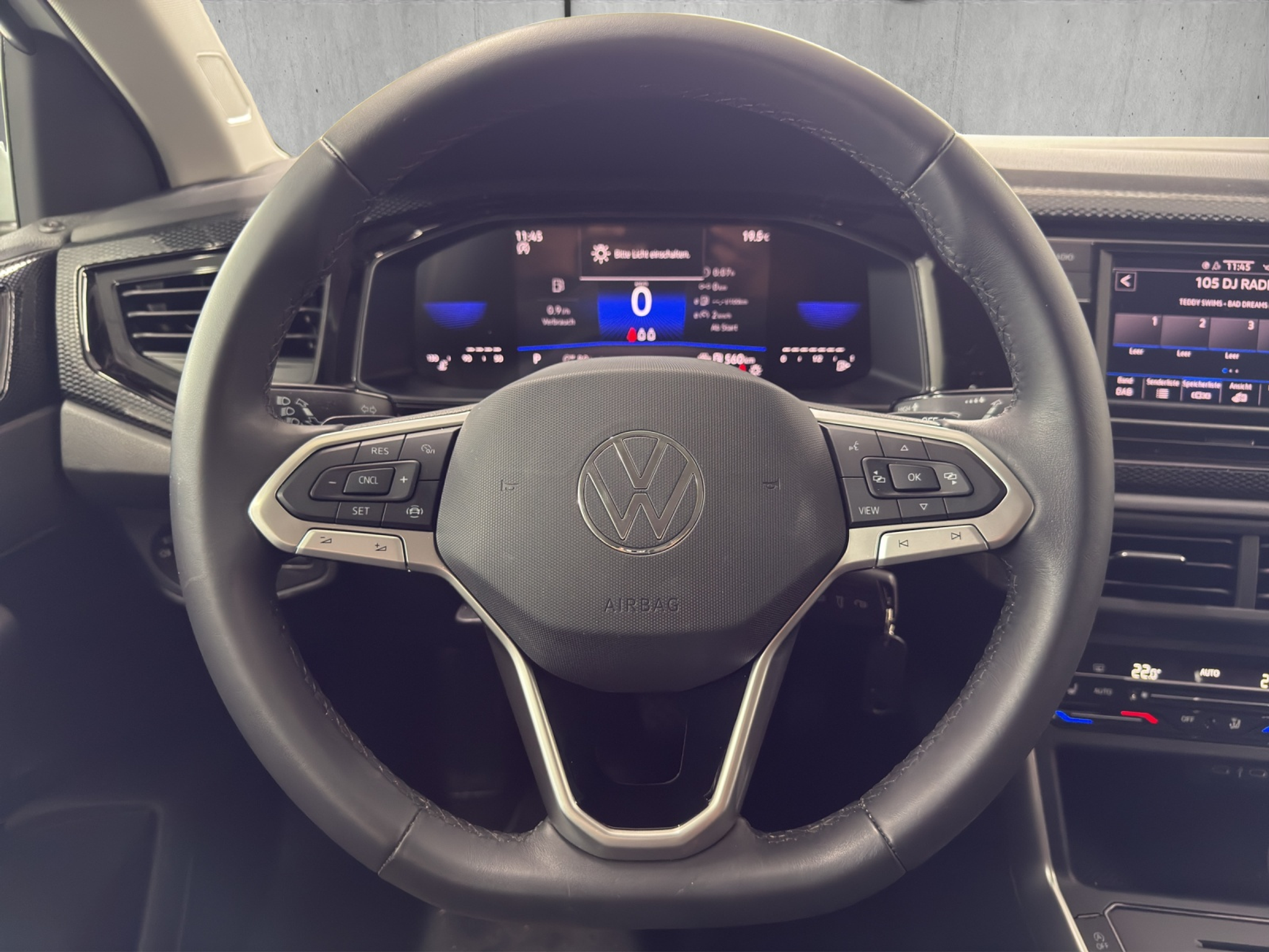 listing desktop thumbnail image 9