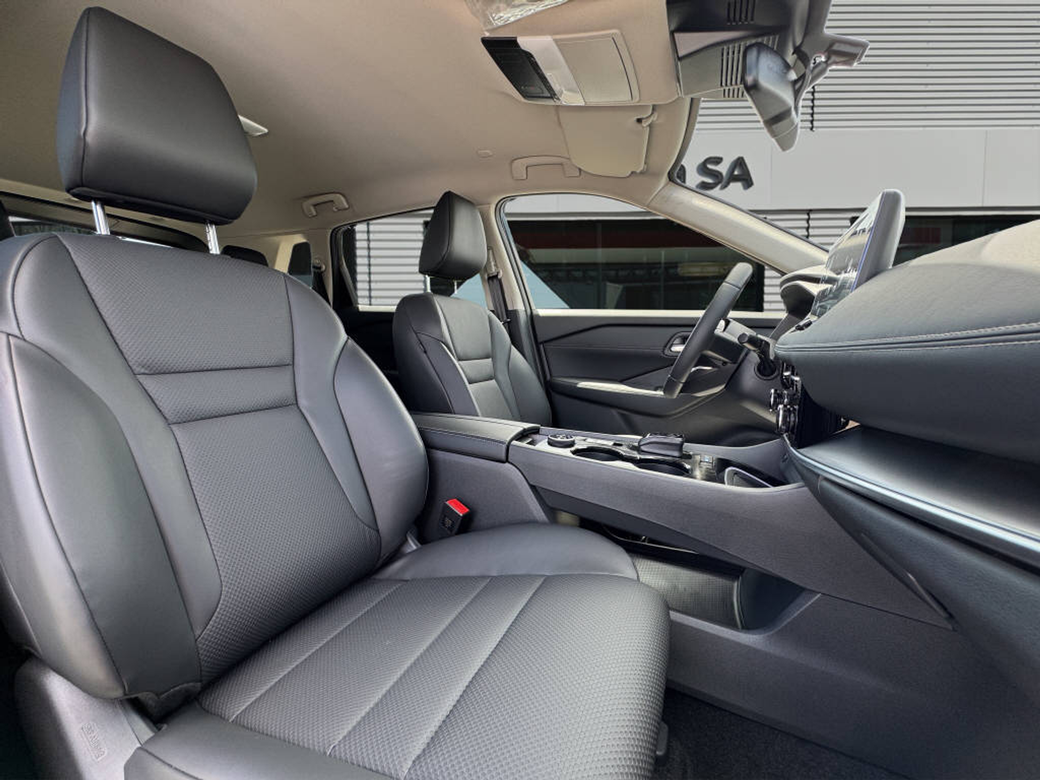 listing desktop thumbnail image 12