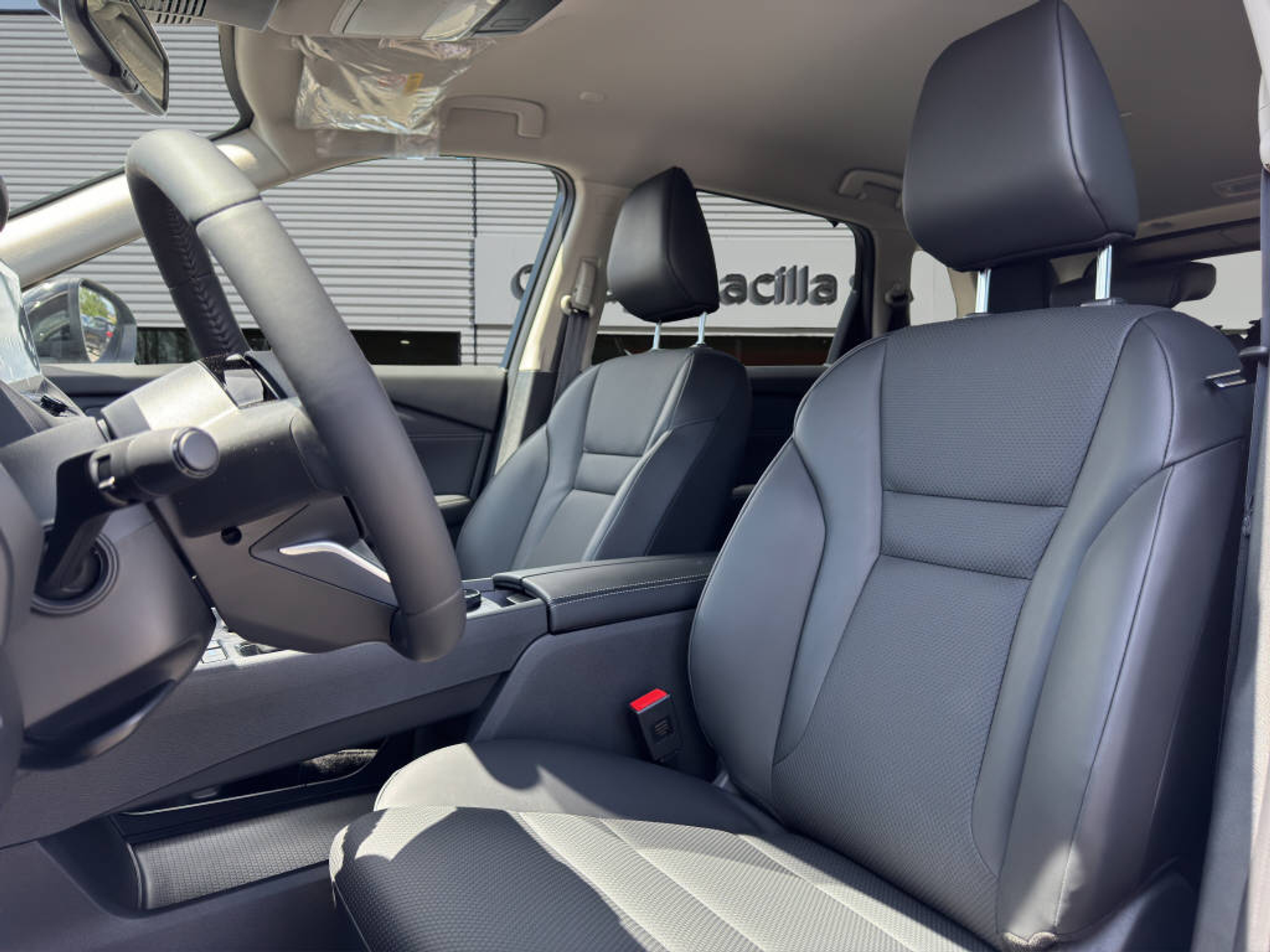 listing desktop thumbnail image 6