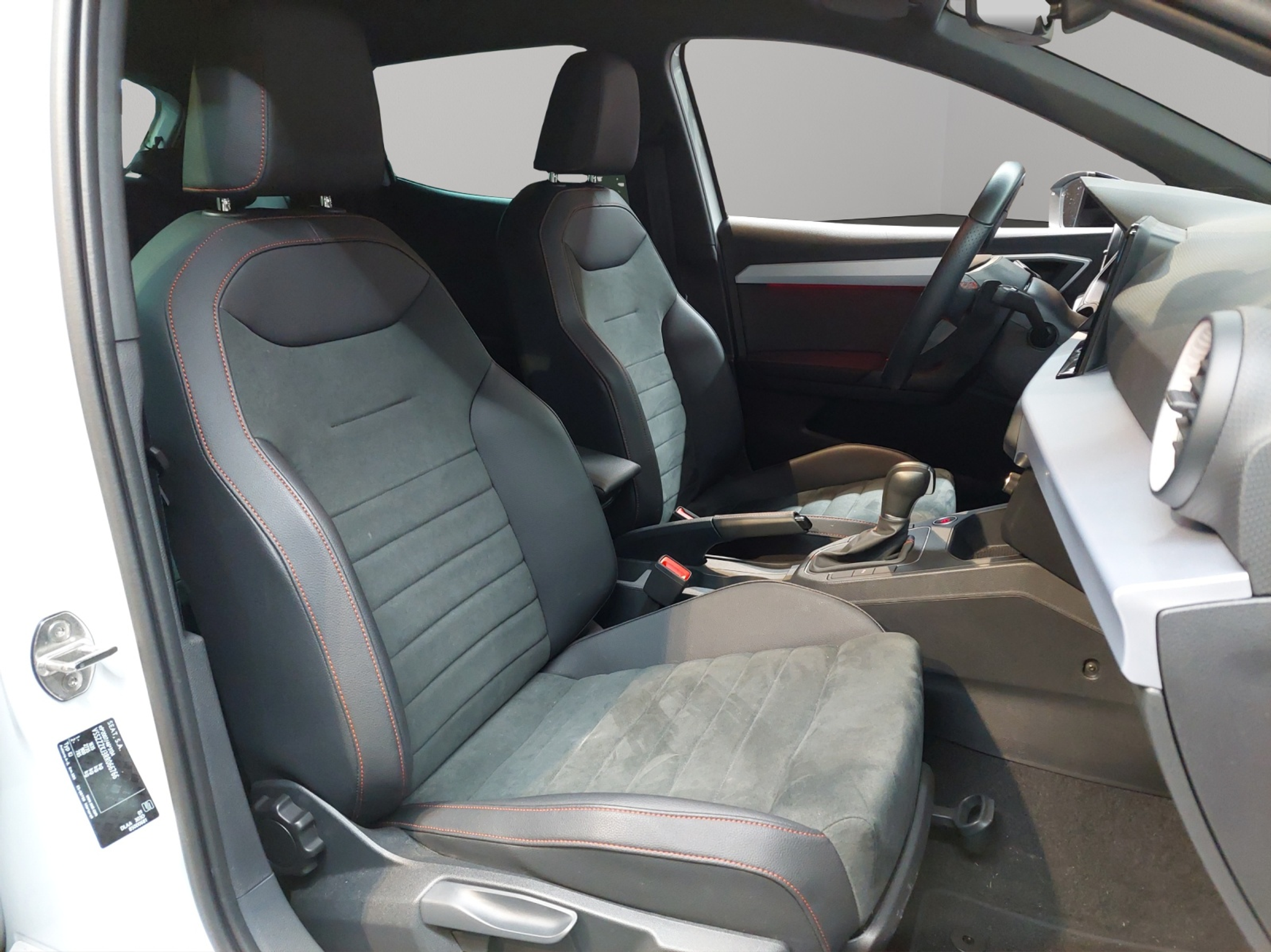 listing desktop thumbnail image 8