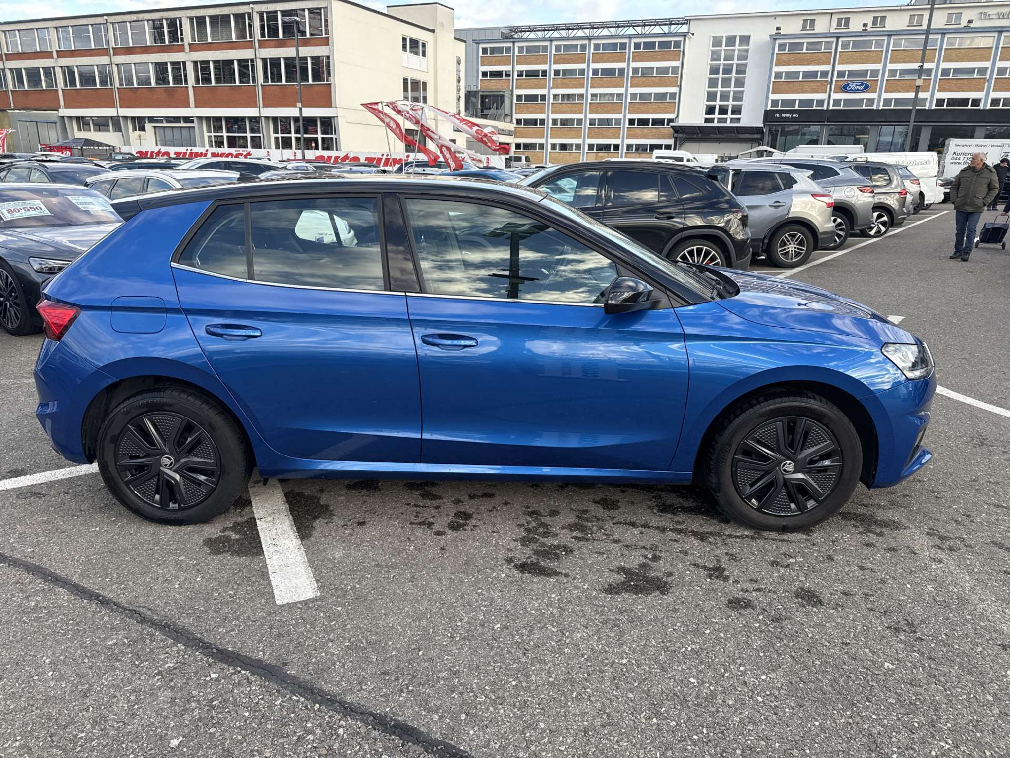 listing desktop thumbnail image 10